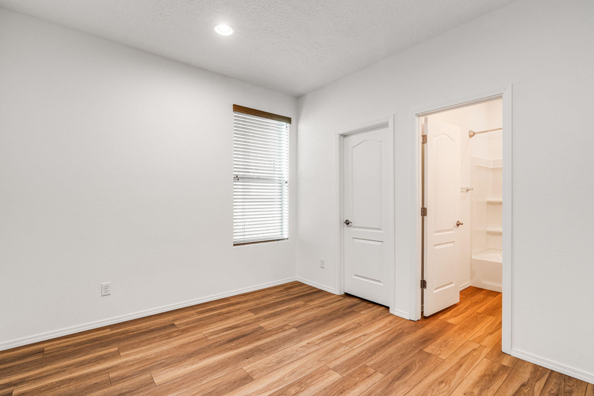 12109 N Star Trail NW