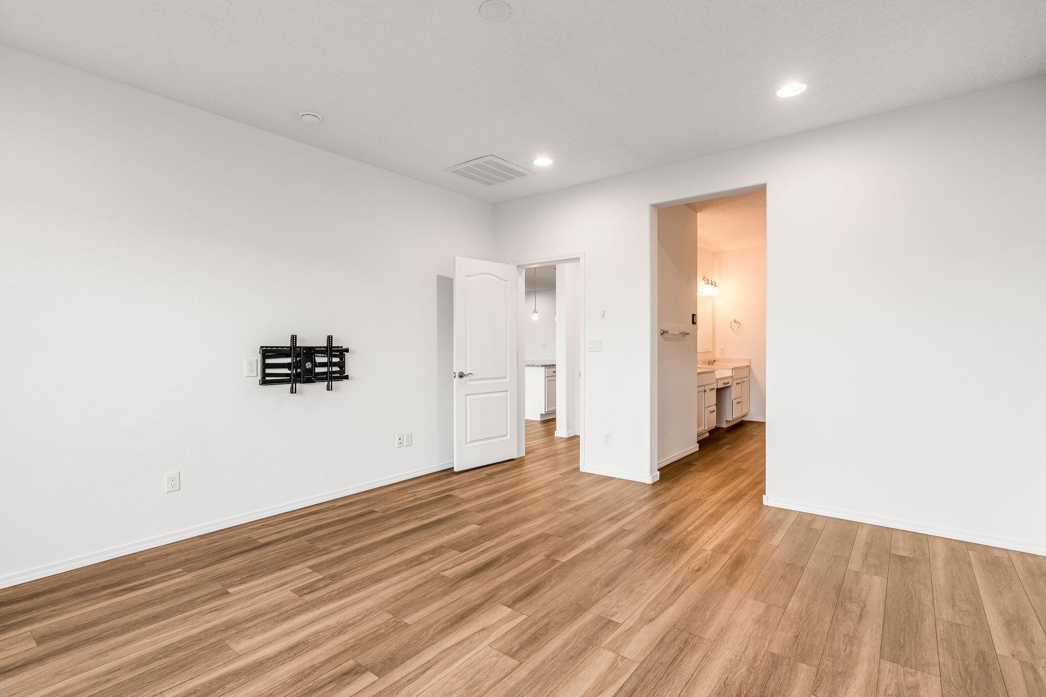 12109 N Star Trail NW