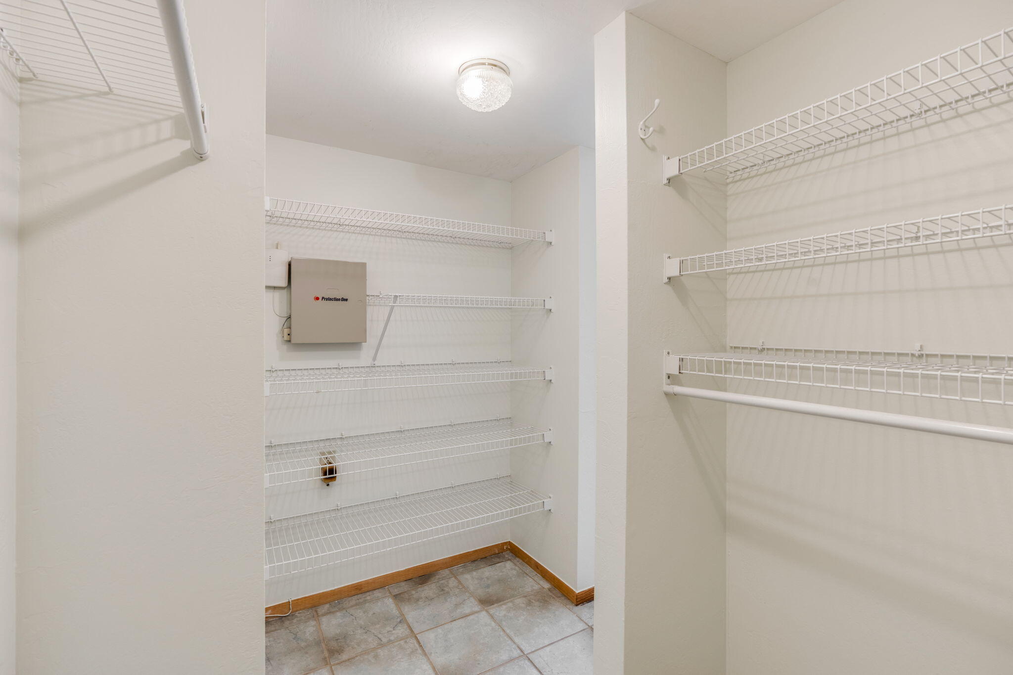 2402 Tramway Terrace Court NE