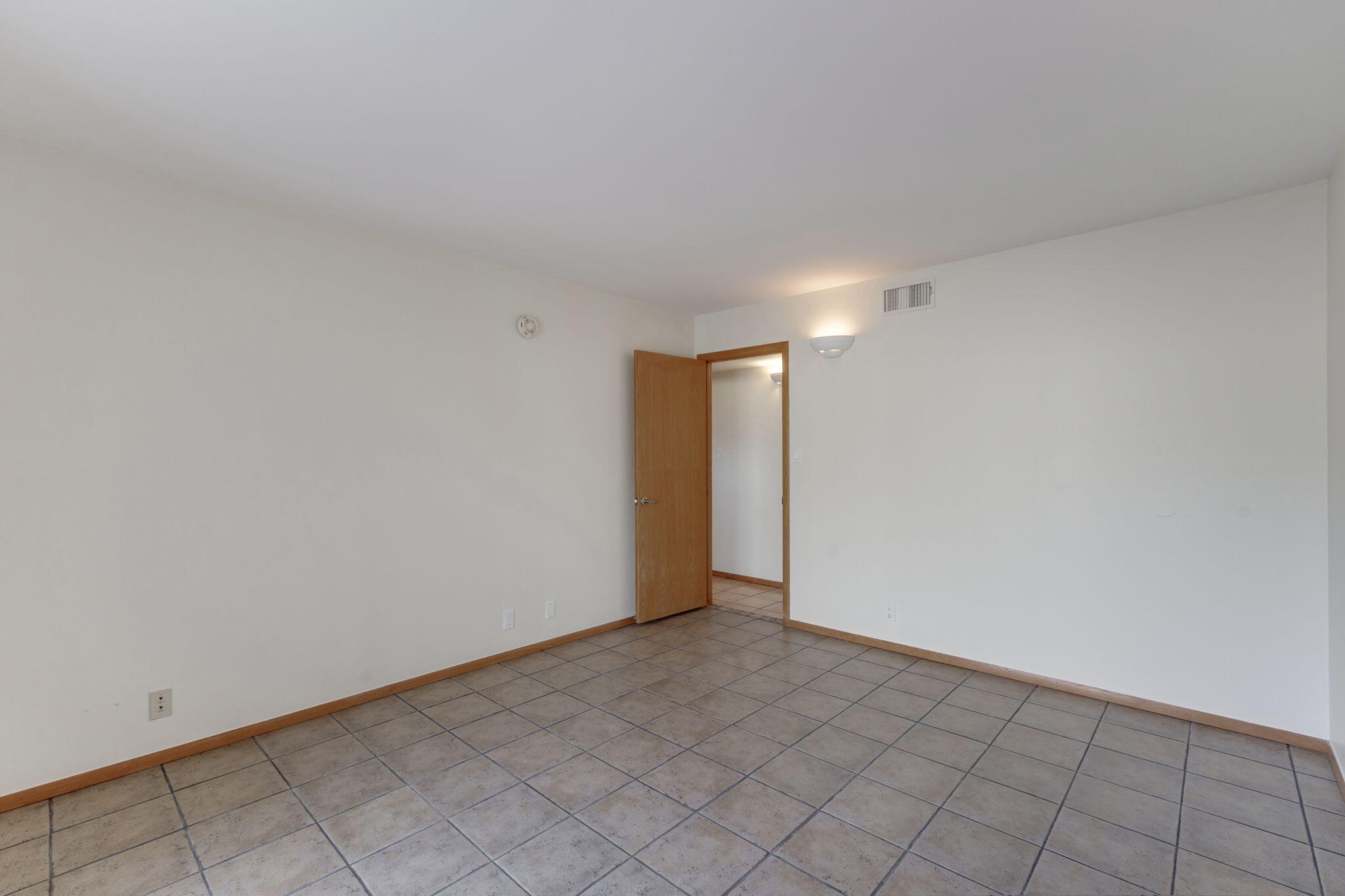 2402 Tramway Terrace Court NE