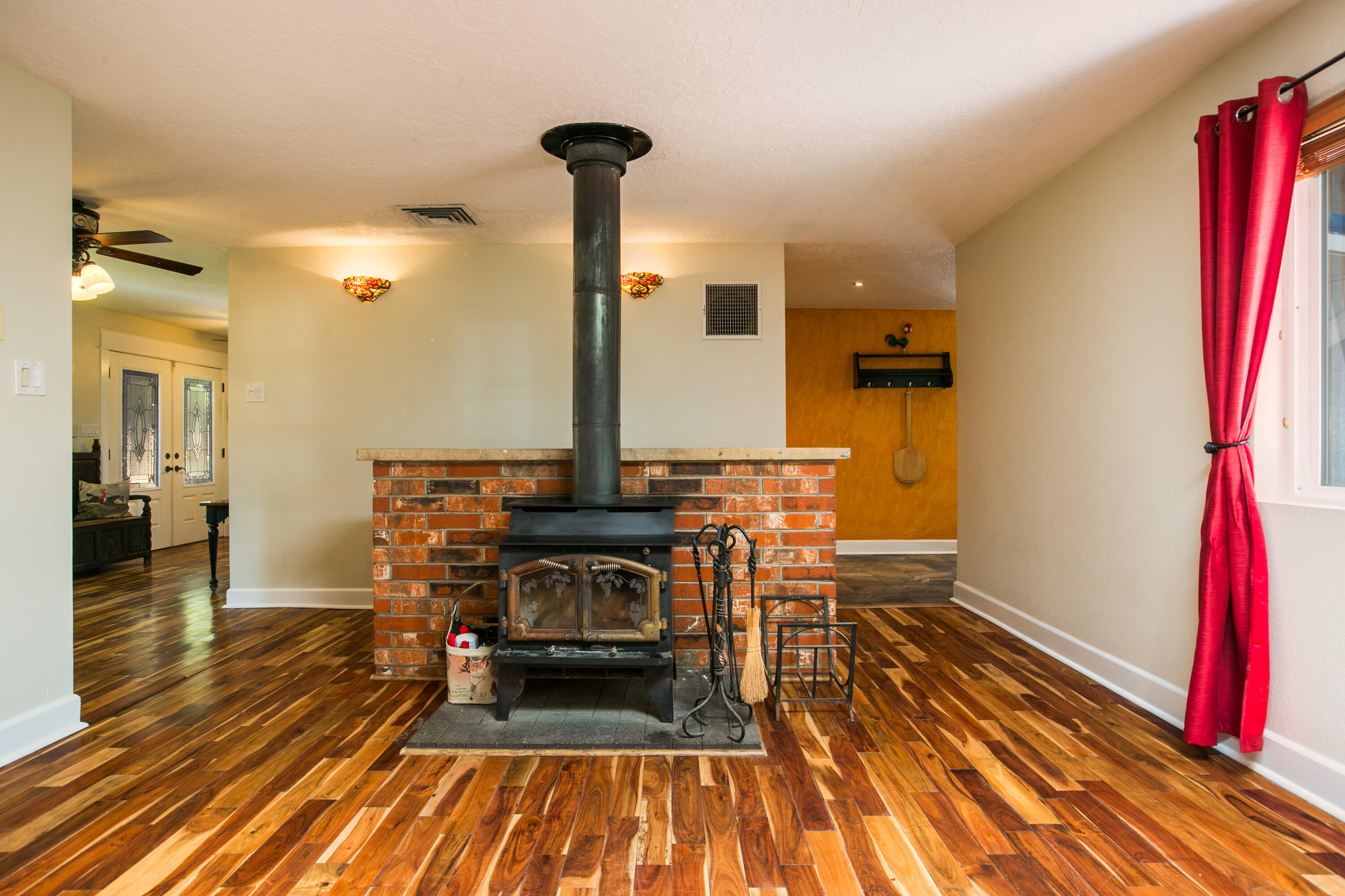 9707 Rio Grande Boulevard NW