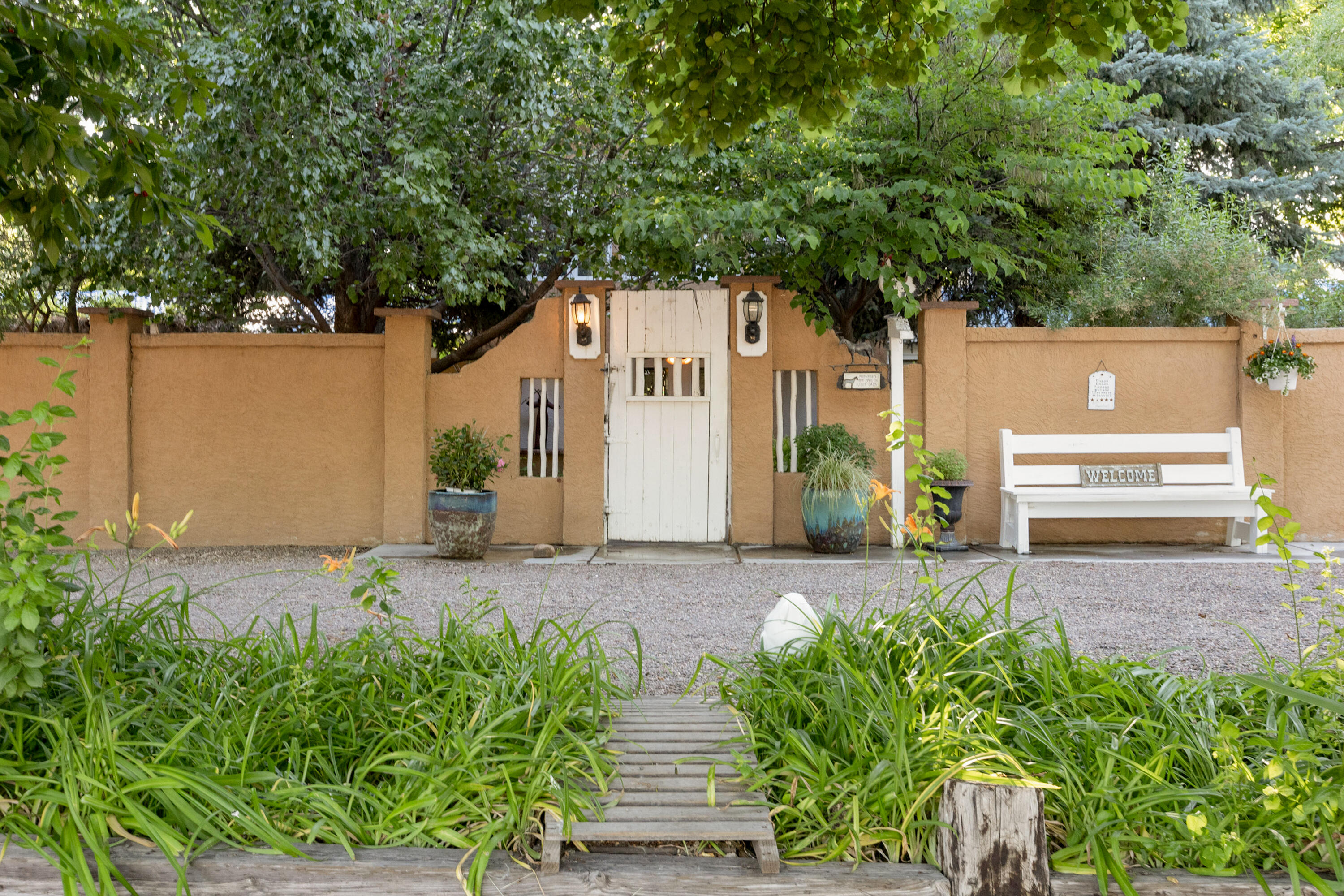 9707 Rio Grande Boulevard NW