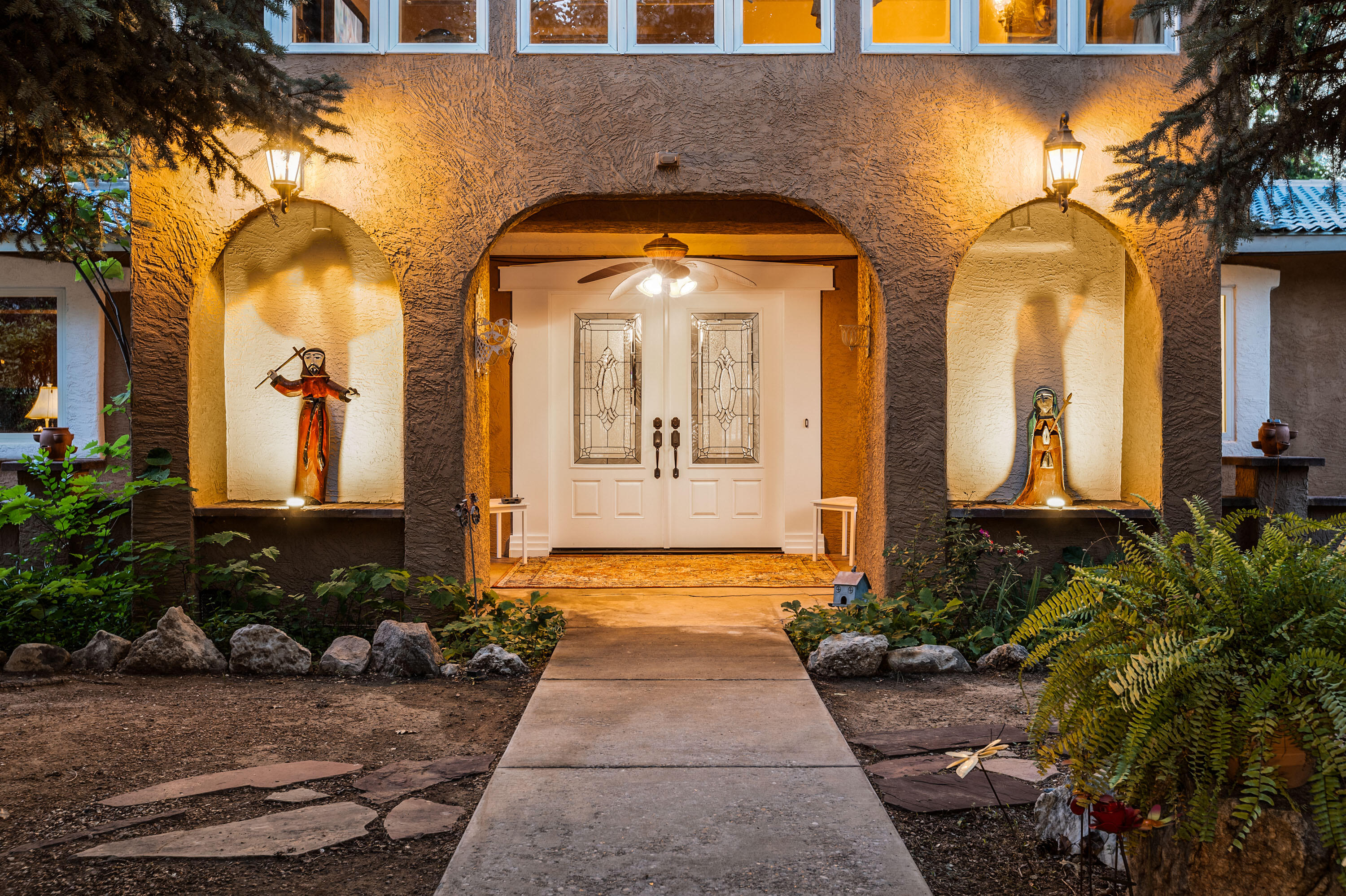 9707 Rio Grande Boulevard NW