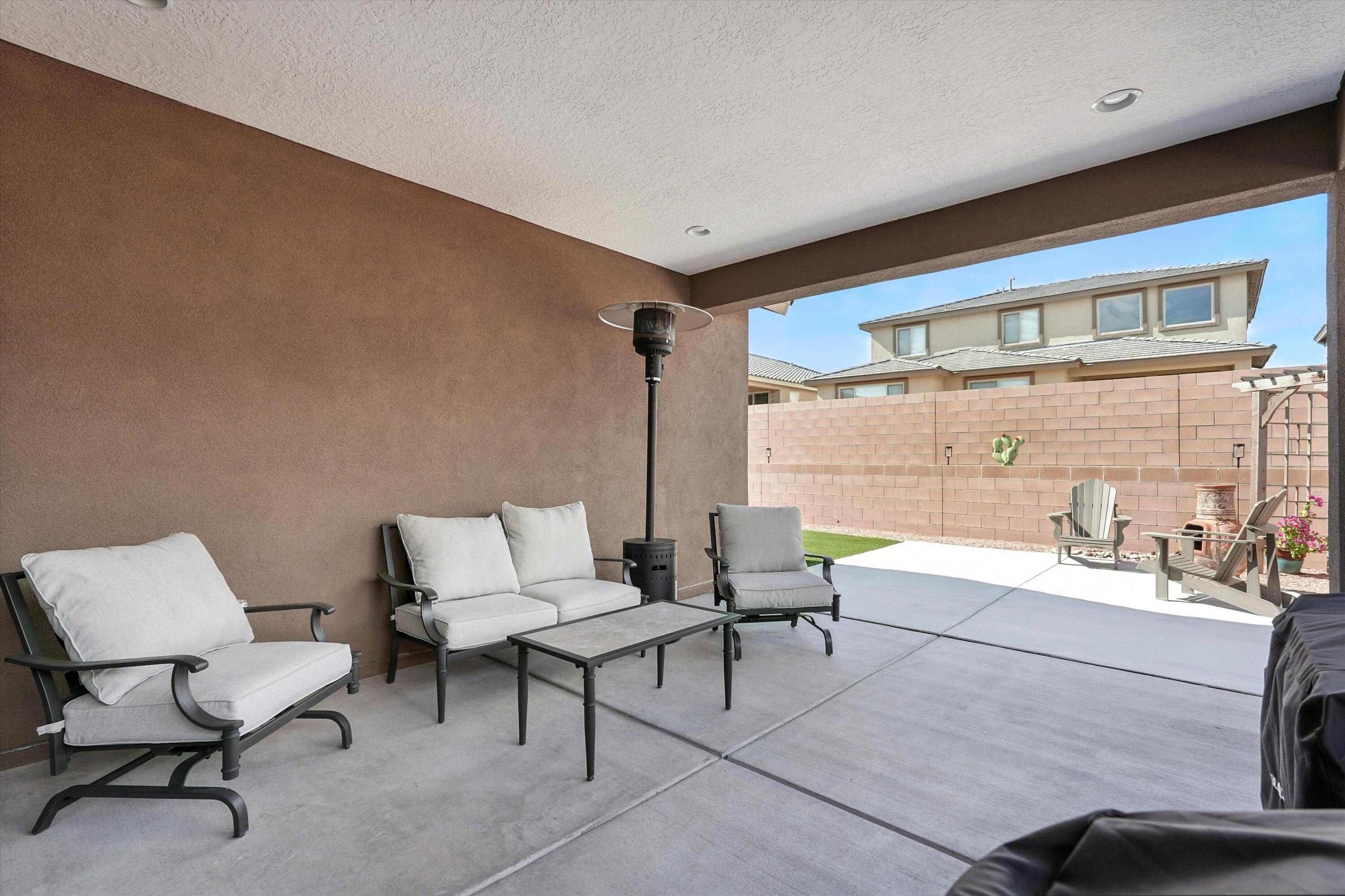 923 Lazuli Road SE