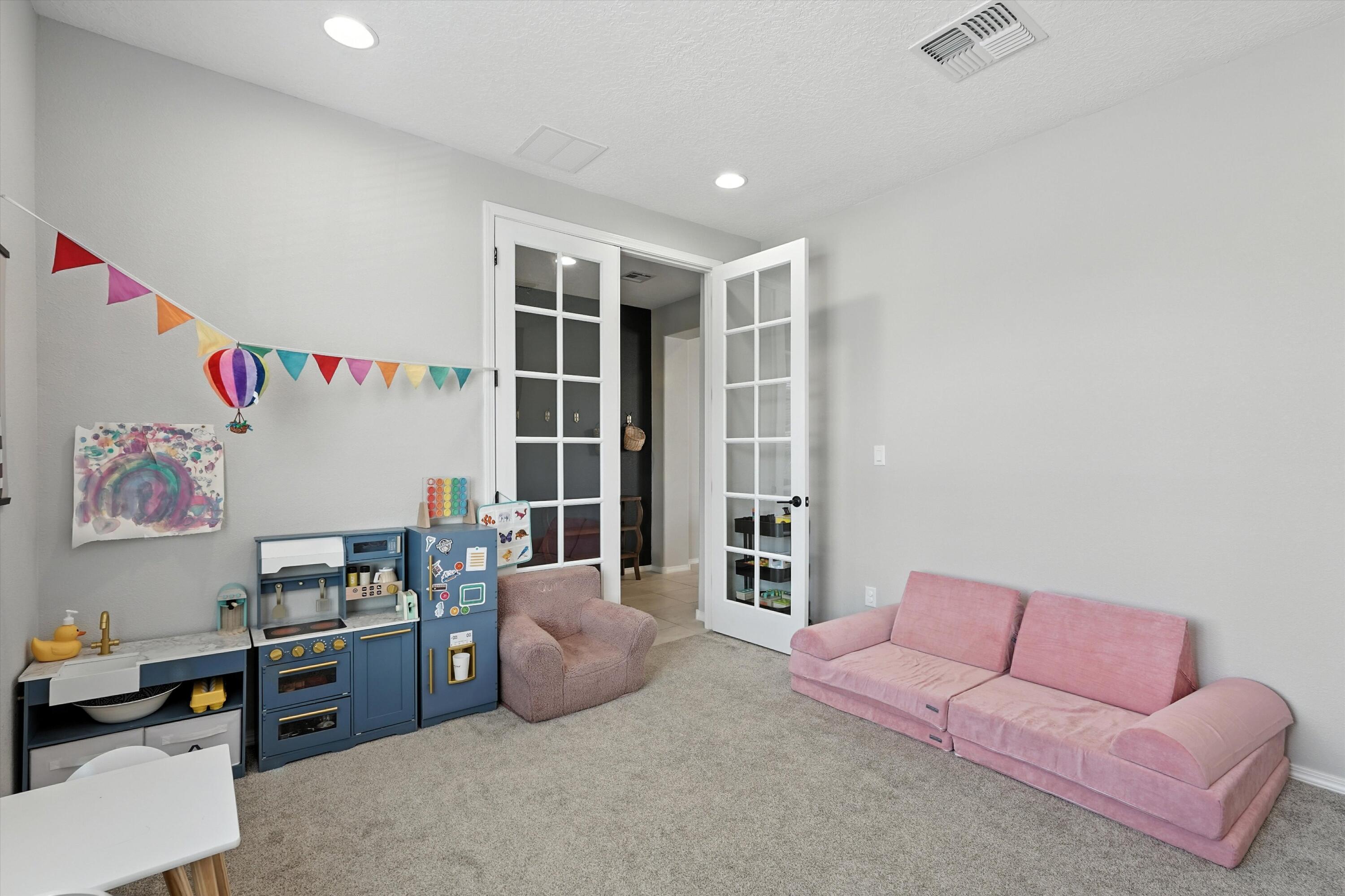 923 Lazuli Road SE