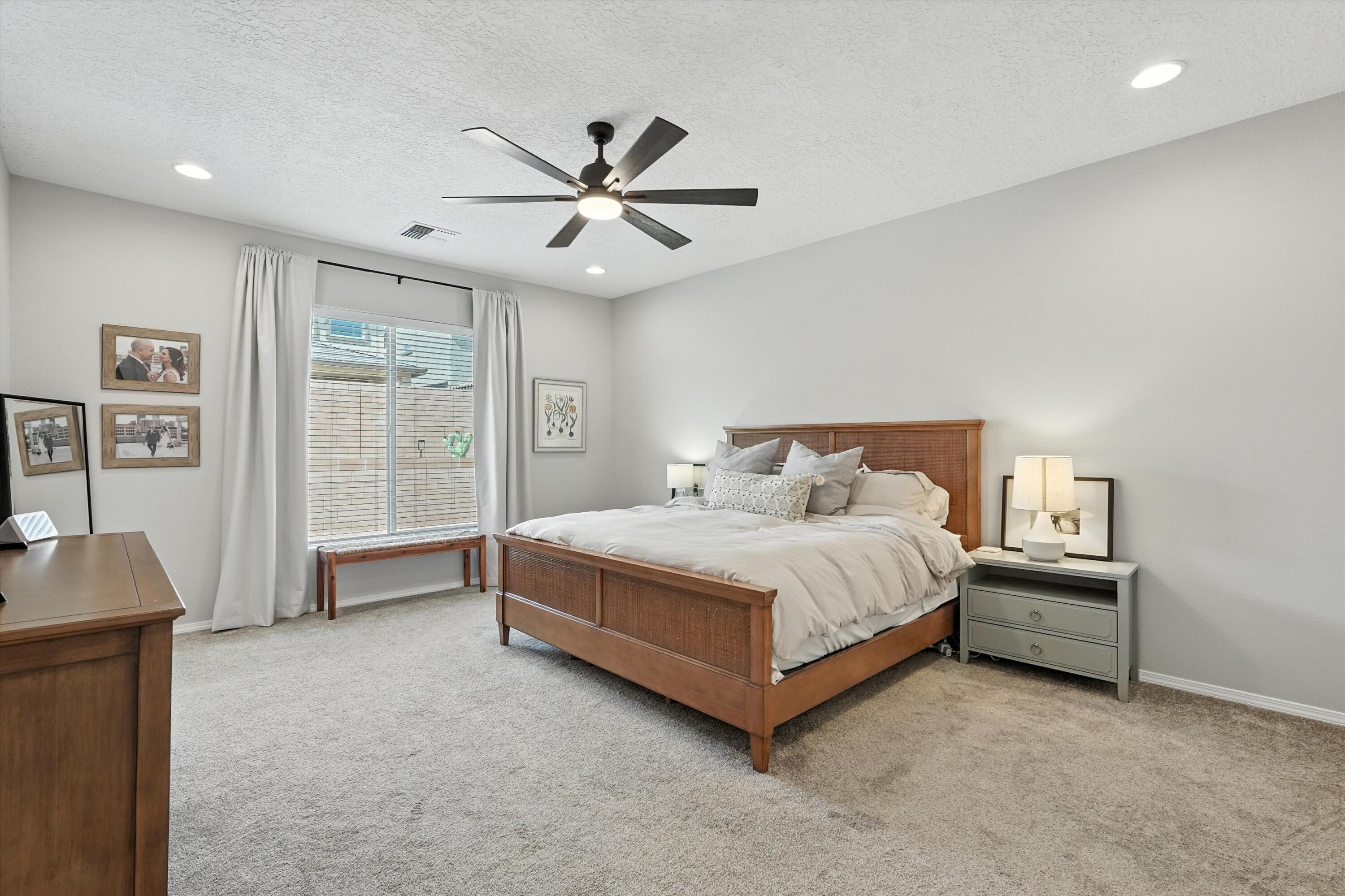 923 Lazuli Road SE