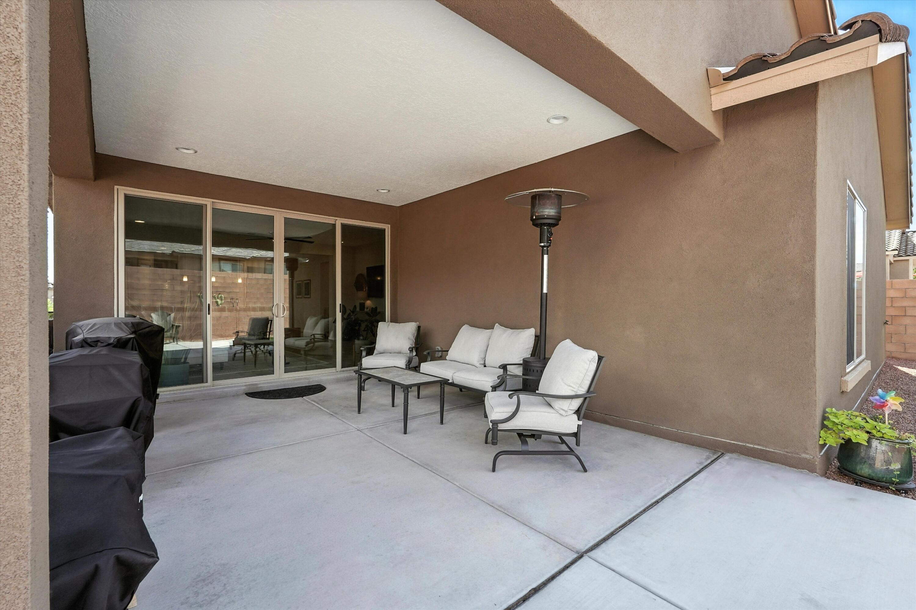 923 Lazuli Road SE