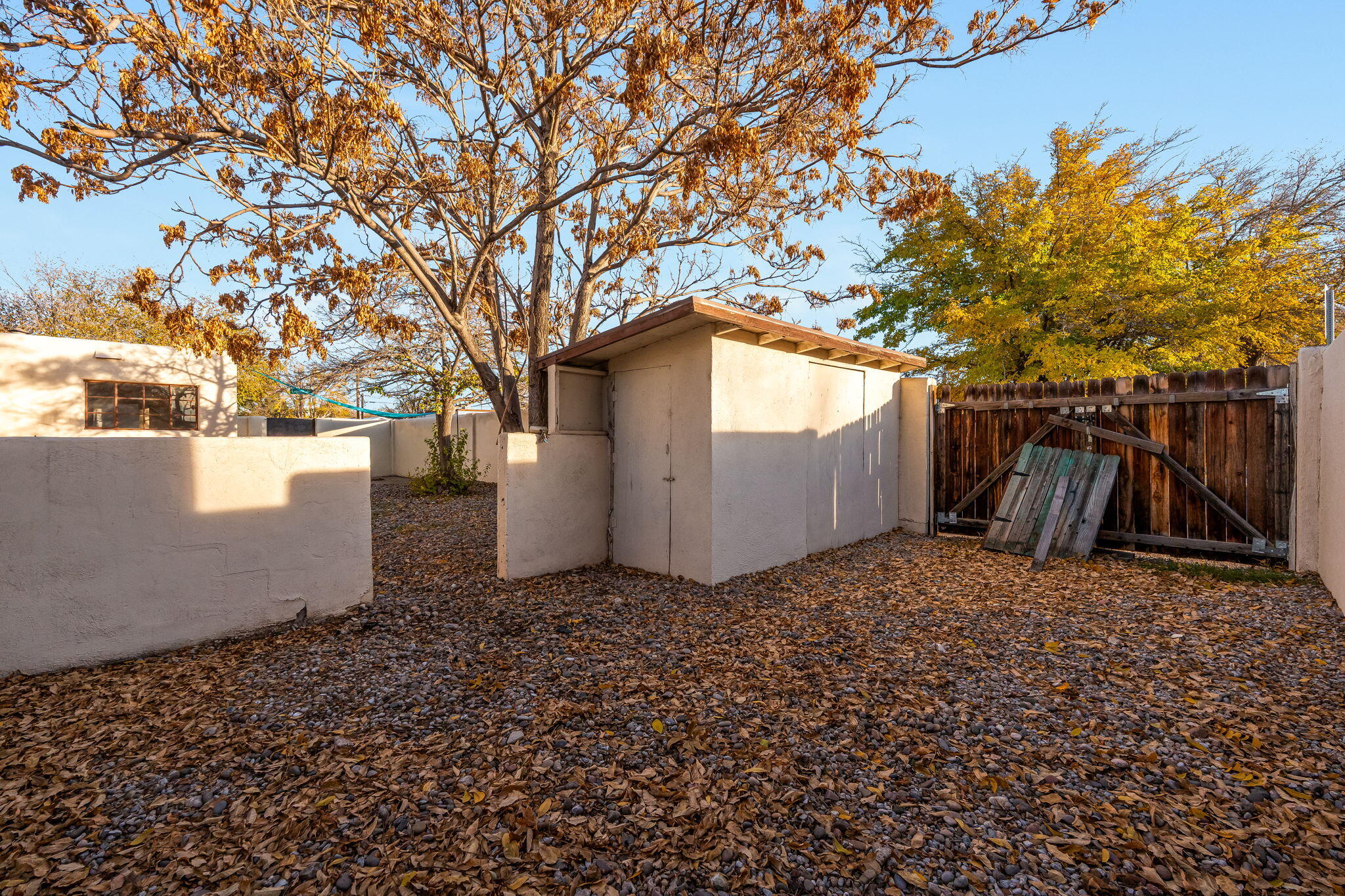 701 Laguayra Drive NE