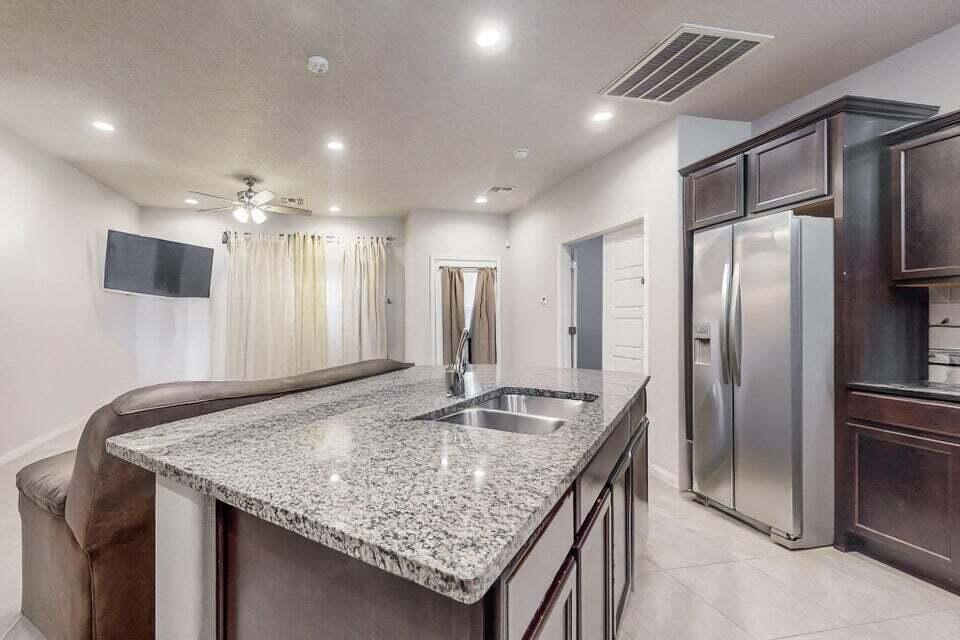 1472 Tierra Verde Loop