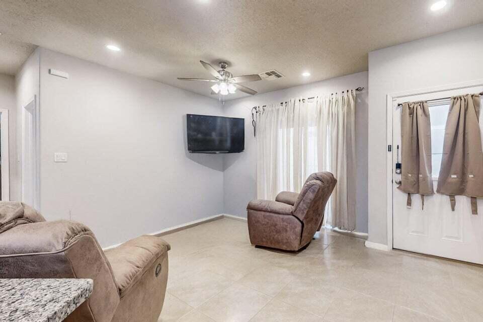 1472 Tierra Verde Loop