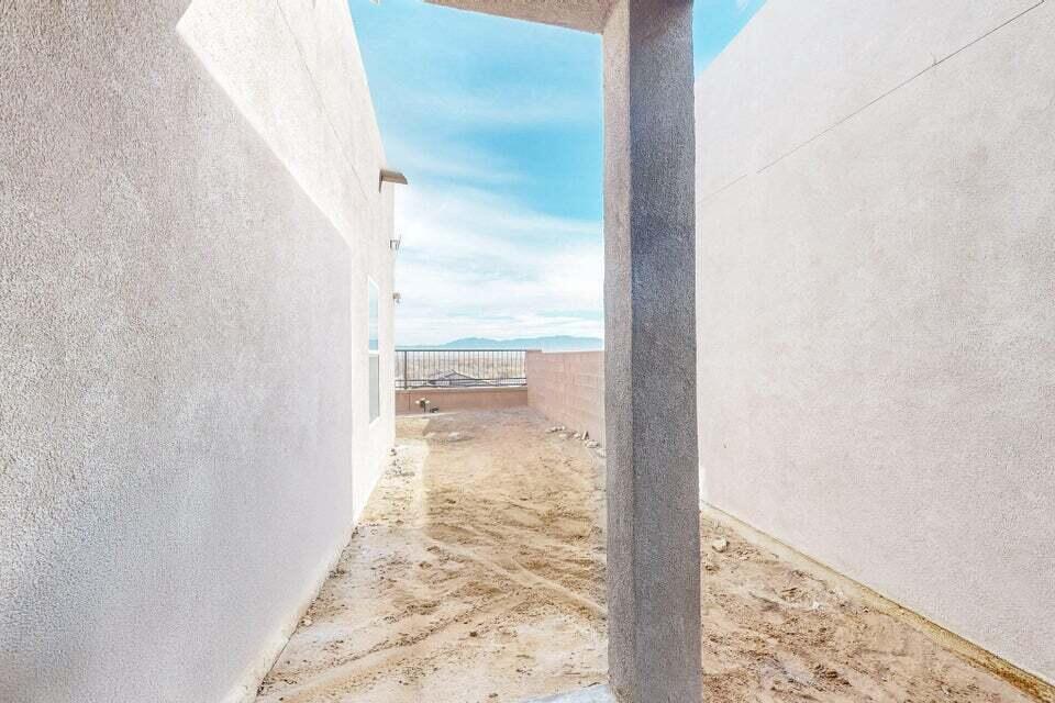 1472 Tierra Verde Loop