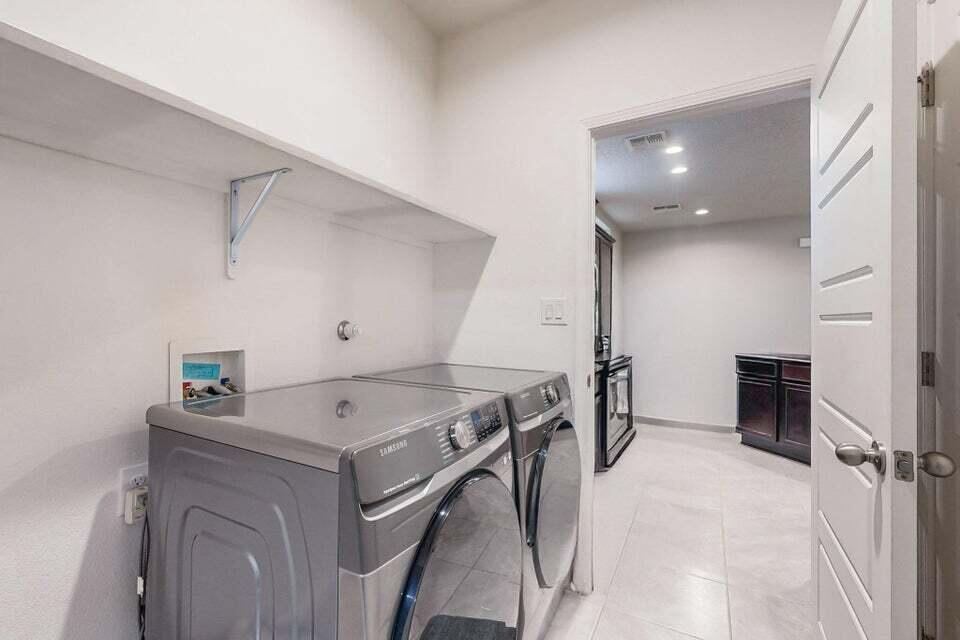 1472 Tierra Verde Loop