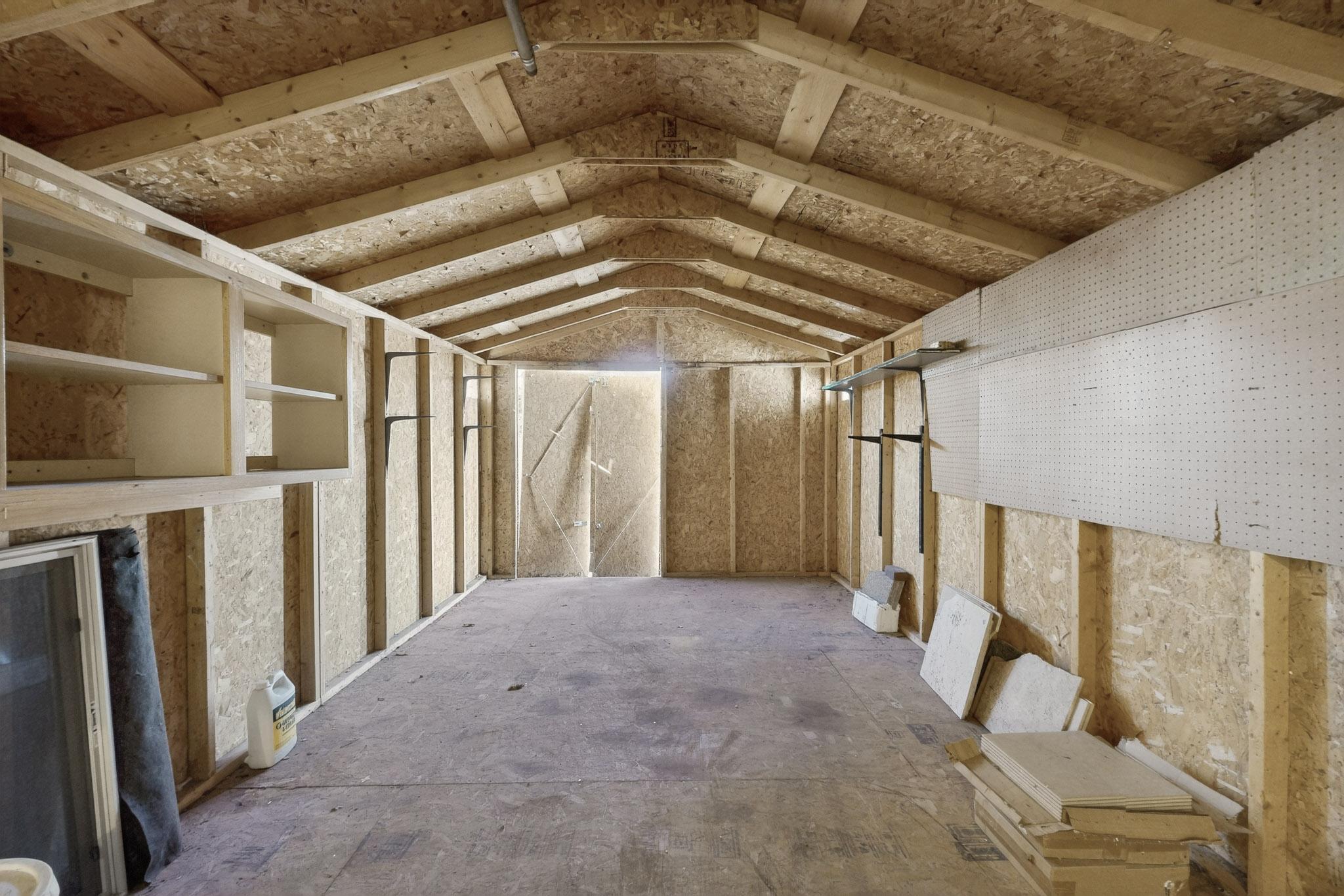 3205 Valencia Drive NE