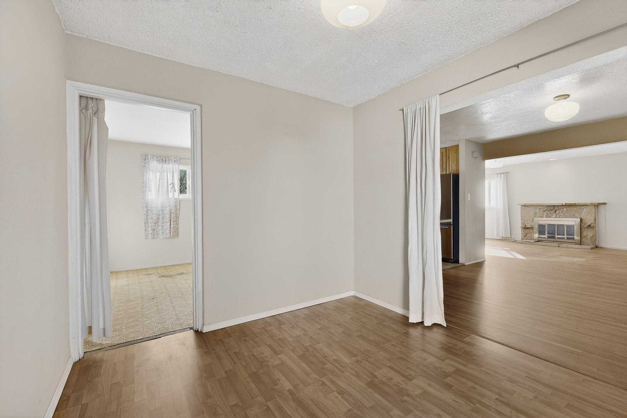 3205 Valencia Drive NE