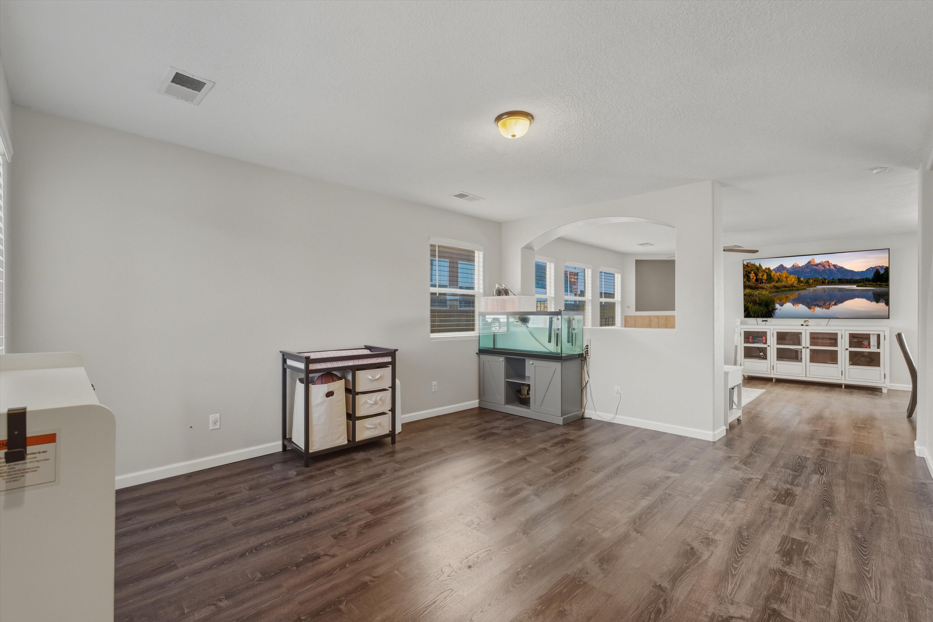 1729 Sierra Norte Loop NE