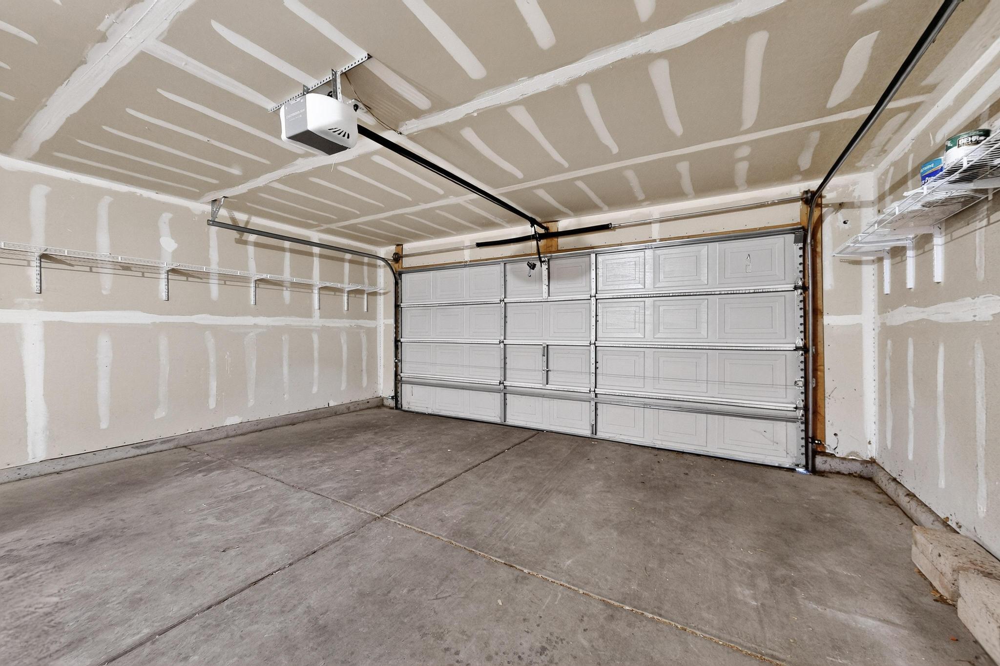 4247 Altura Vista Lane NE