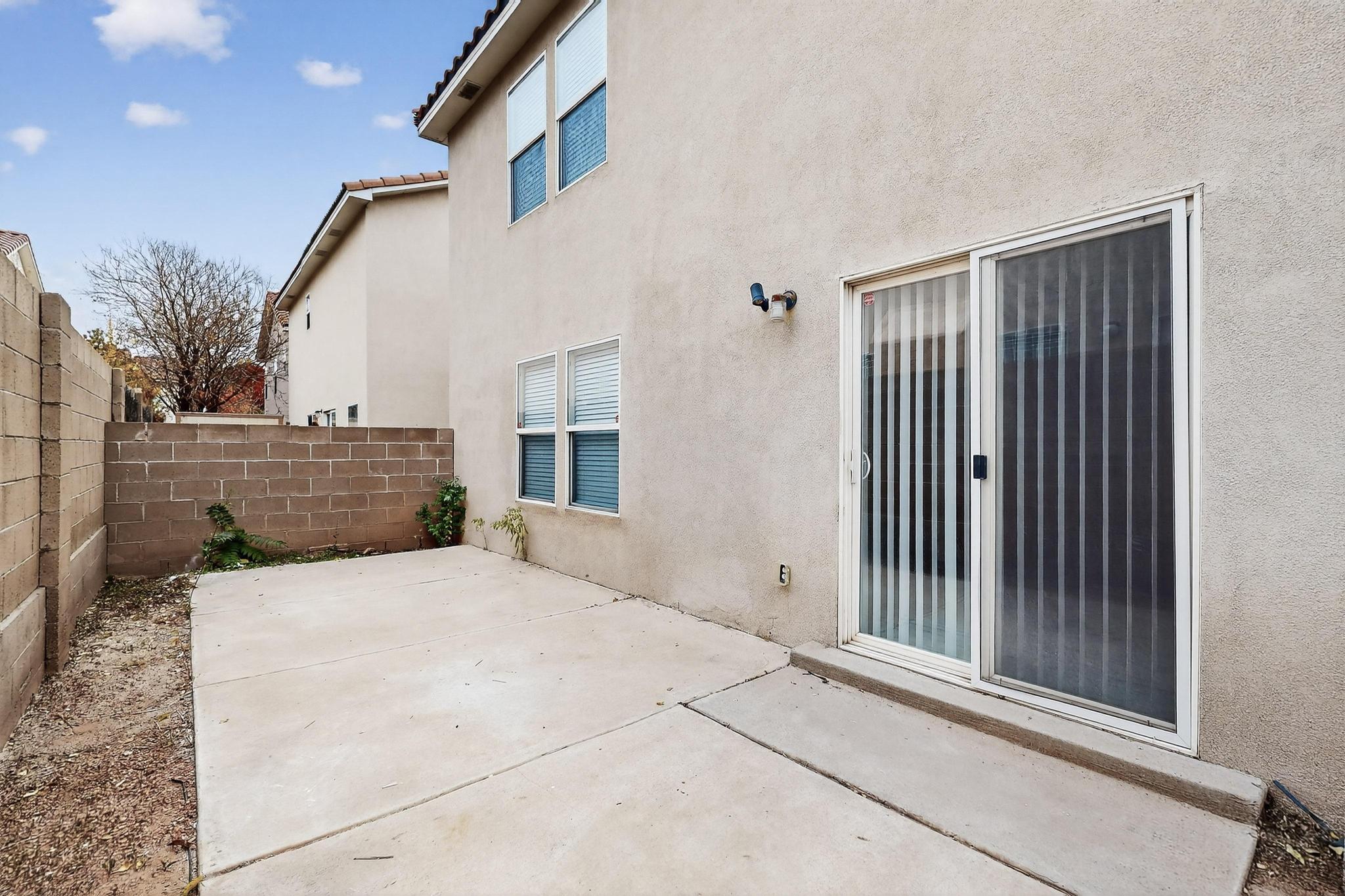 4247 Altura Vista Lane NE