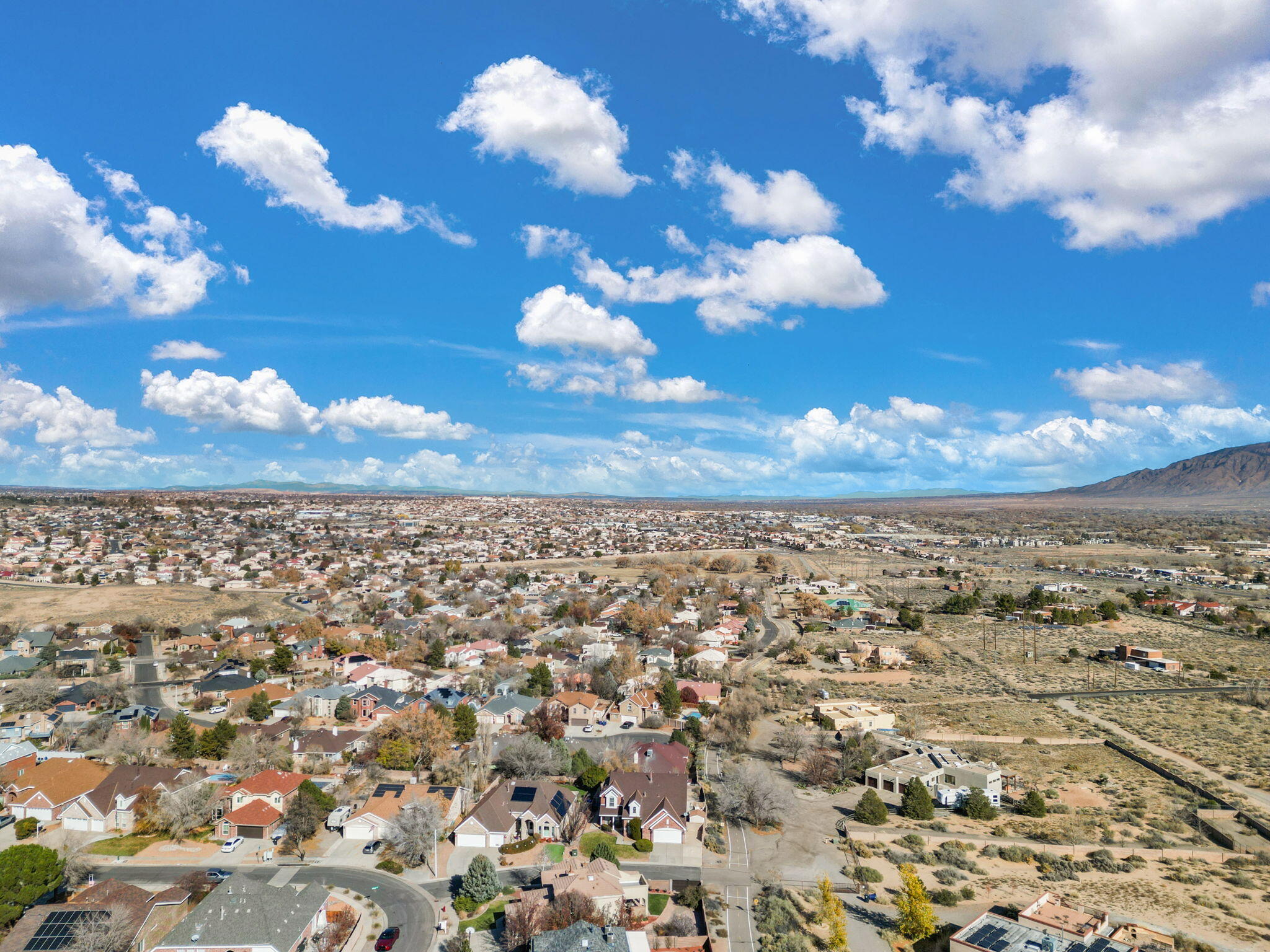 7456 Longview Drive NW