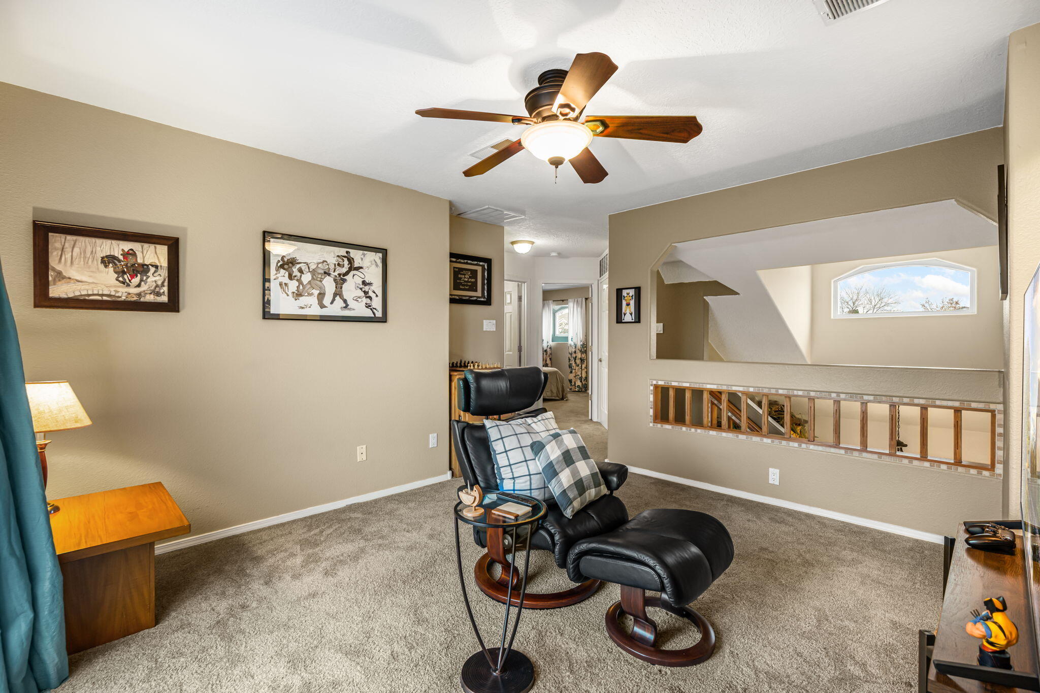 7456 Longview Drive NW