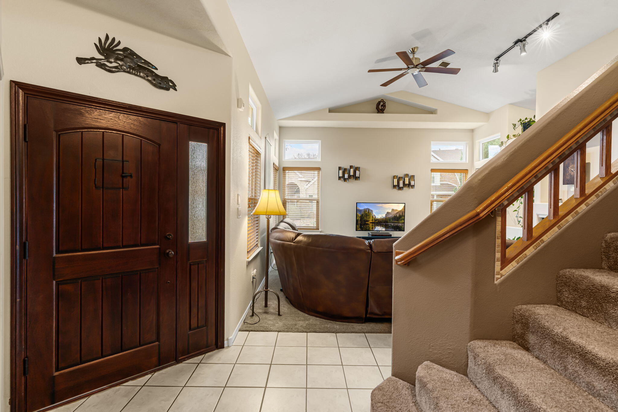 7456 Longview Drive NW