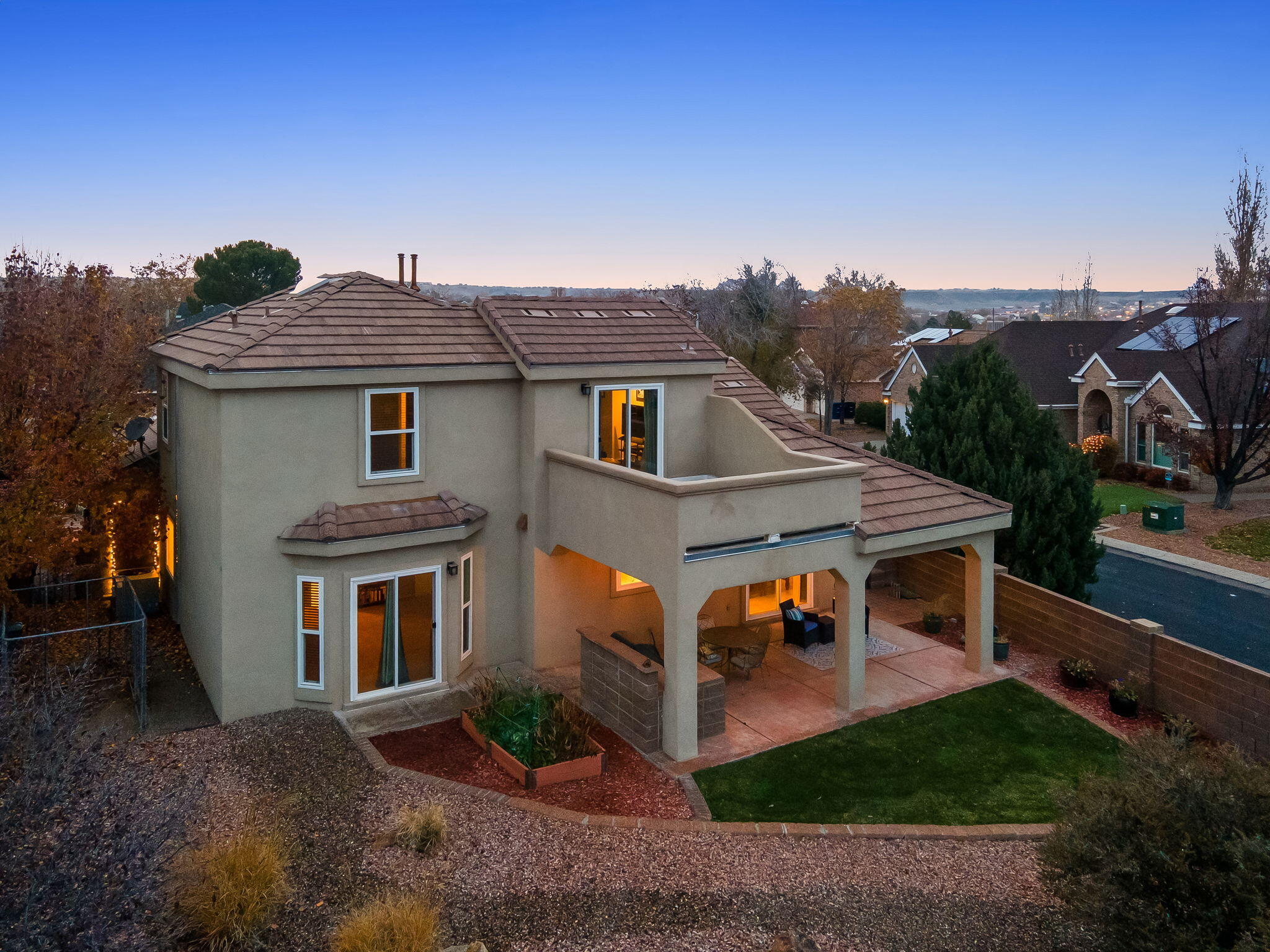 7456 Longview Drive NW