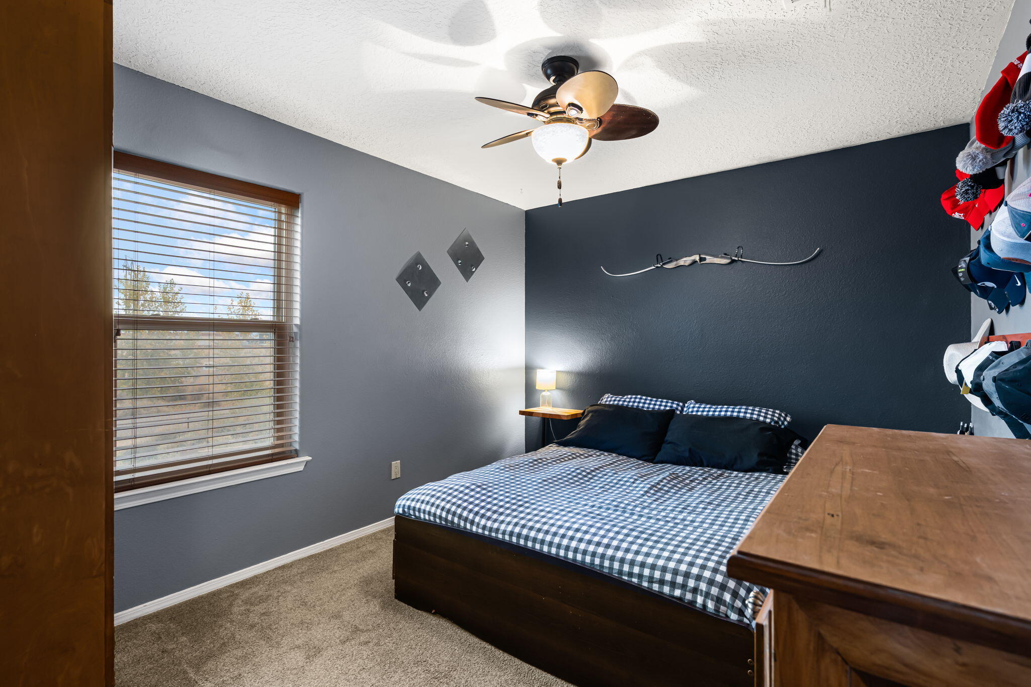 7456 Longview Drive NW