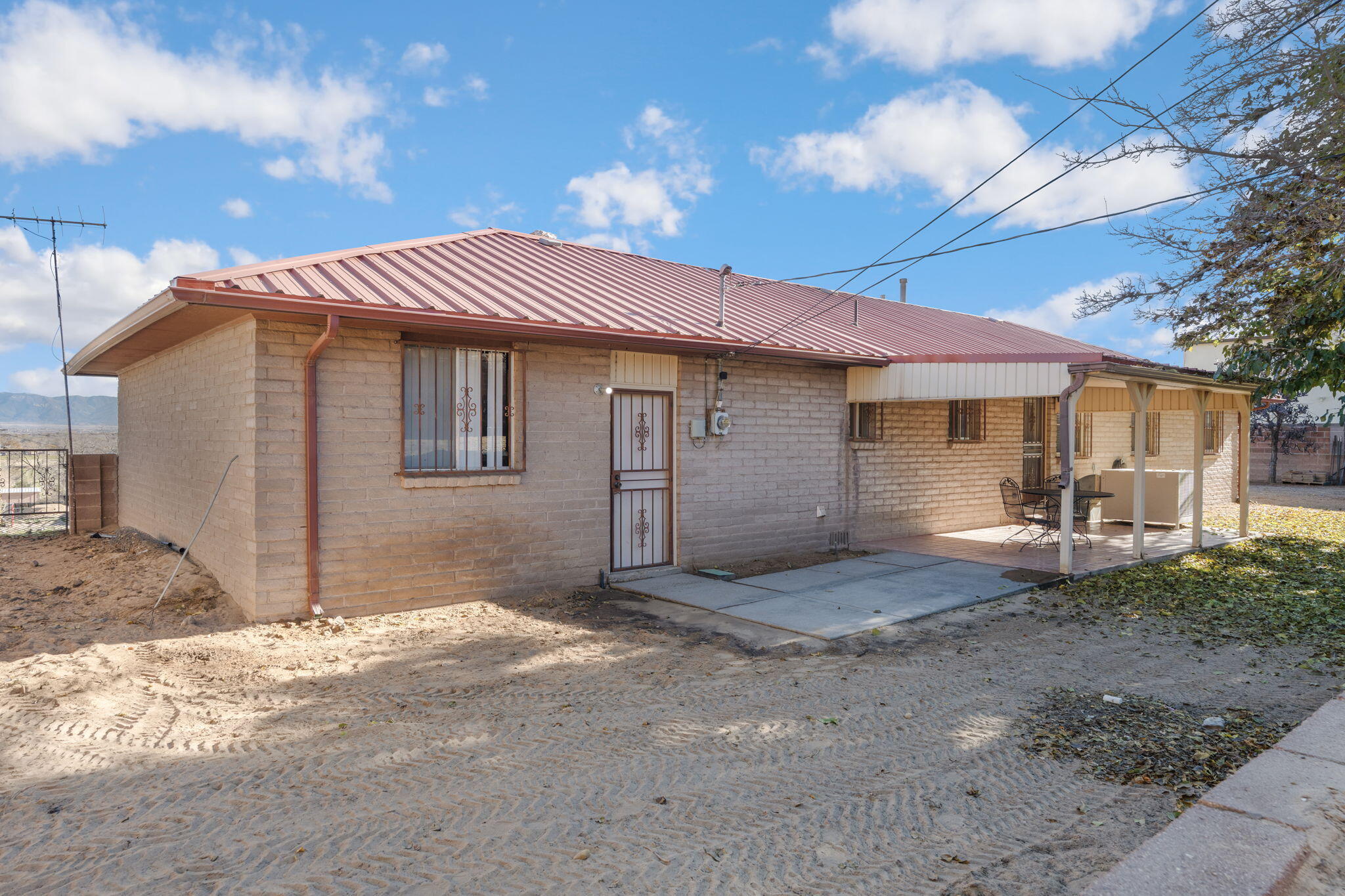 595 Socorro Drive SW