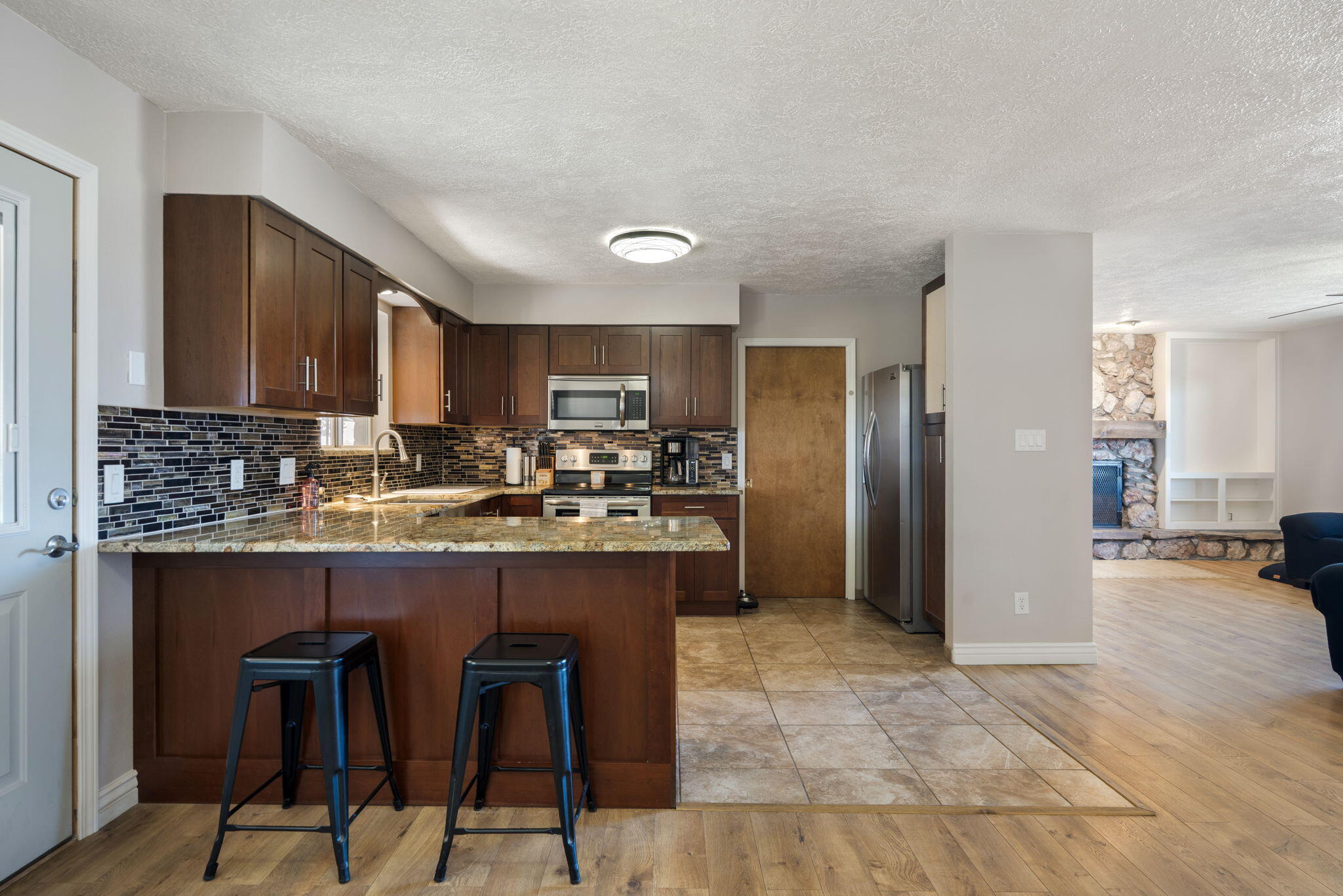 595 Socorro Drive SW