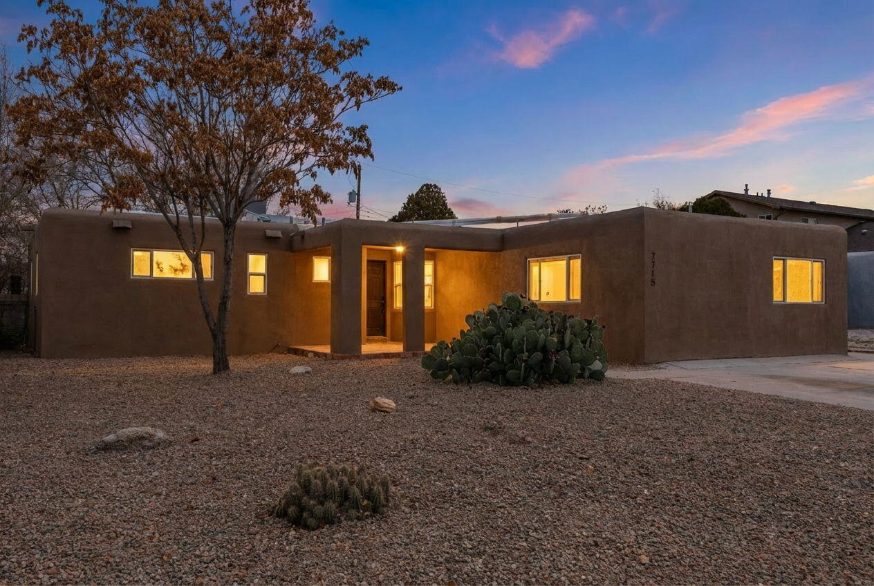 7715 Haines Avenue NE