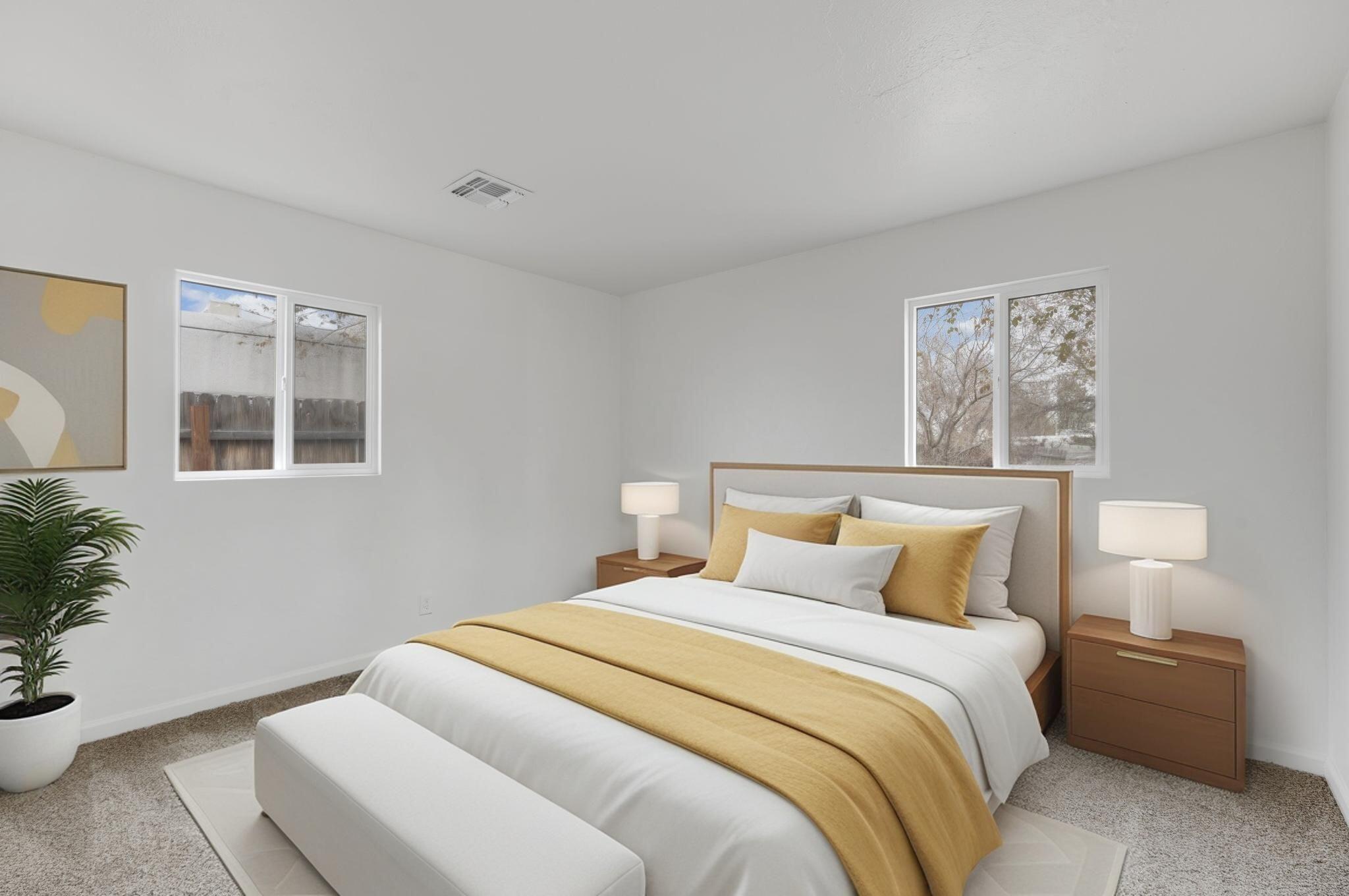 7715 Haines Avenue NE