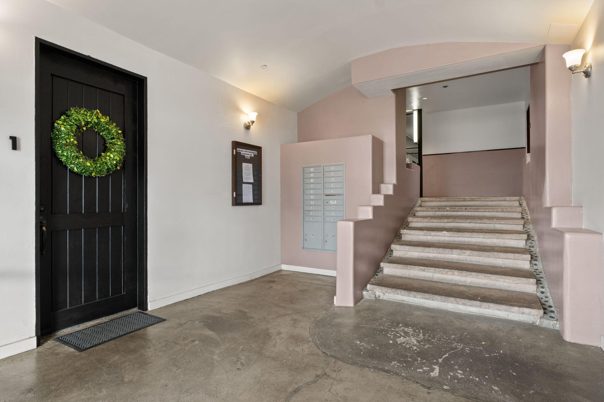 2001 Gold Avenue SE 3