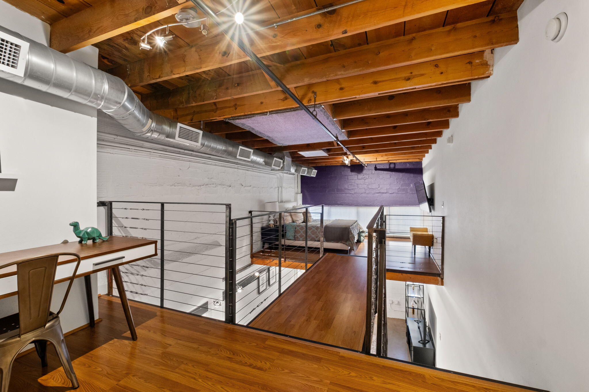 2001 Gold Avenue SE 3