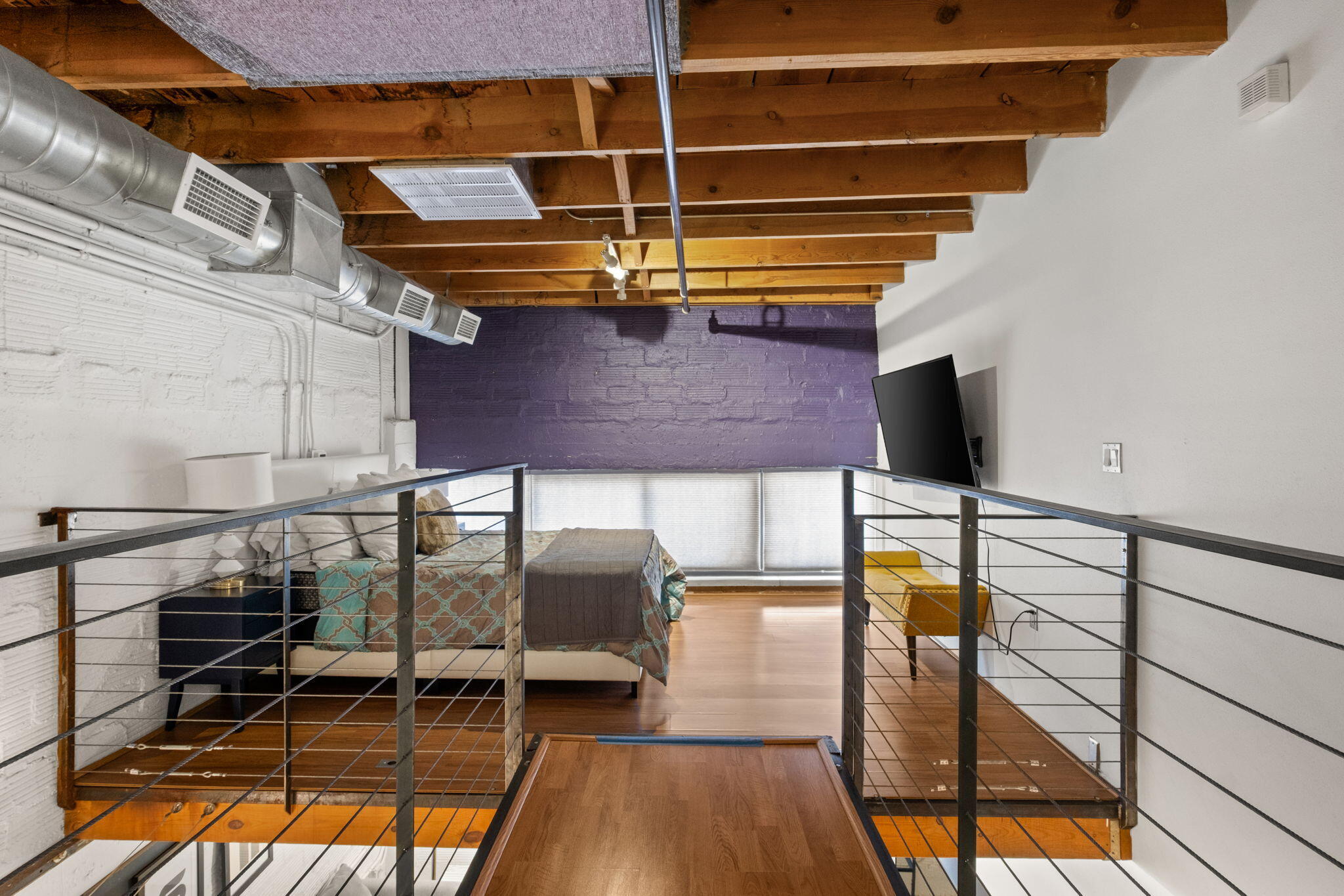 2001 Gold Avenue SE 3