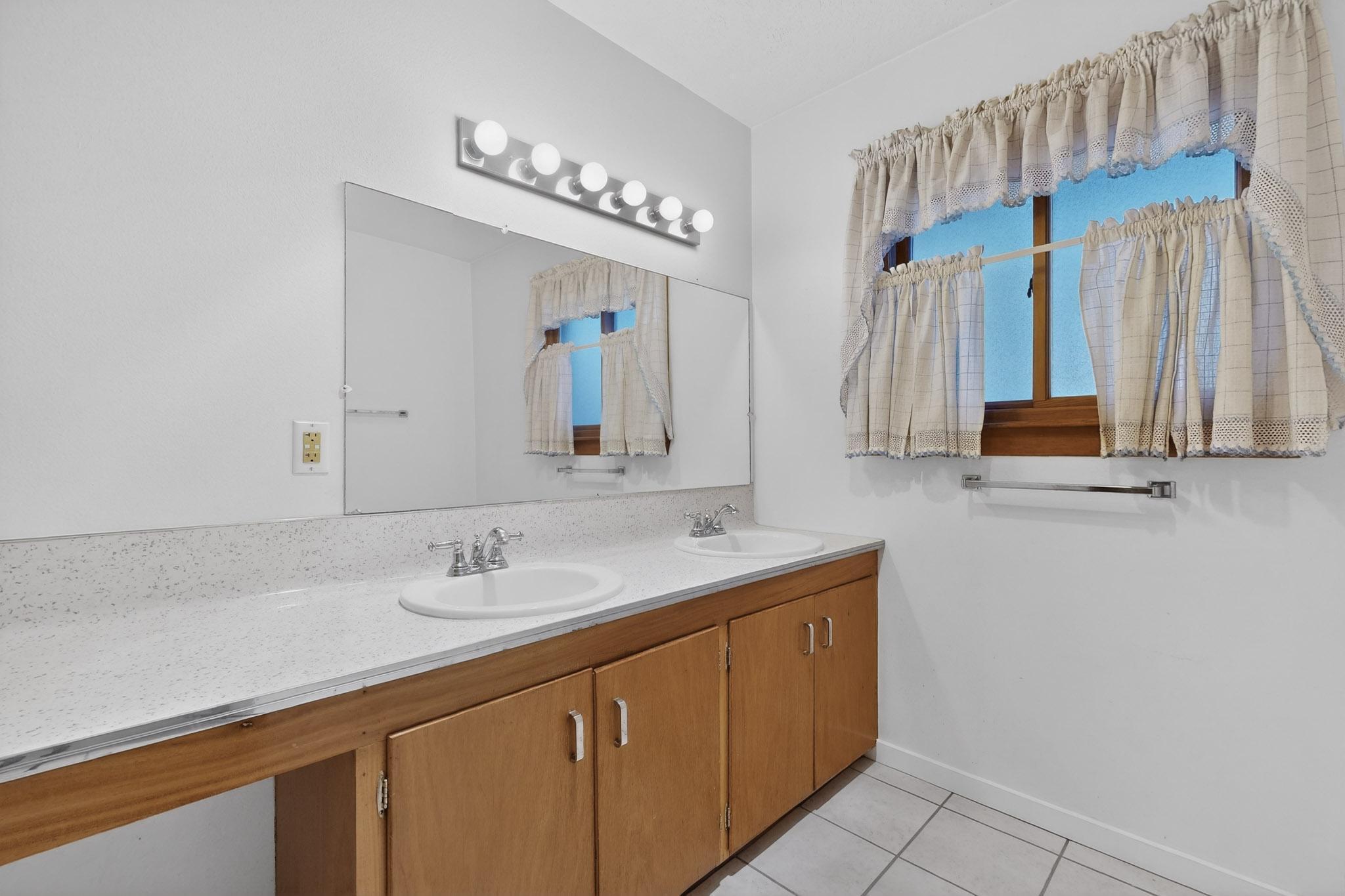 1605 Edith Drive