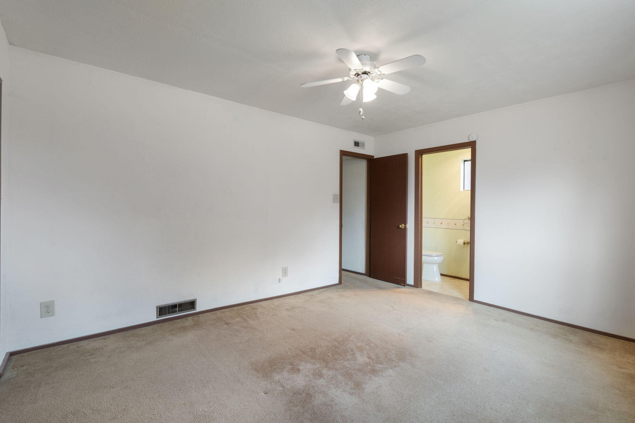 2621 Pajarito Meadows Road SW