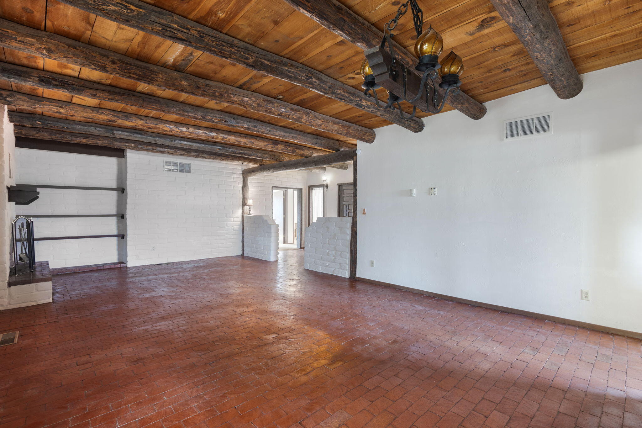 2621 Pajarito Meadows Road SW