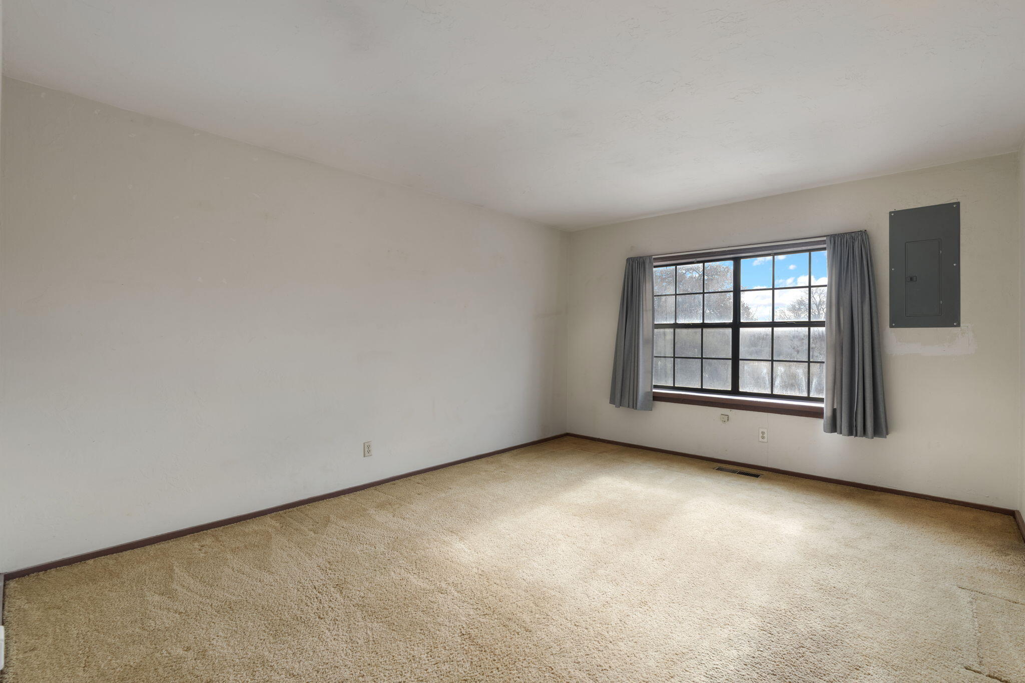 2621 Pajarito Meadows Road SW