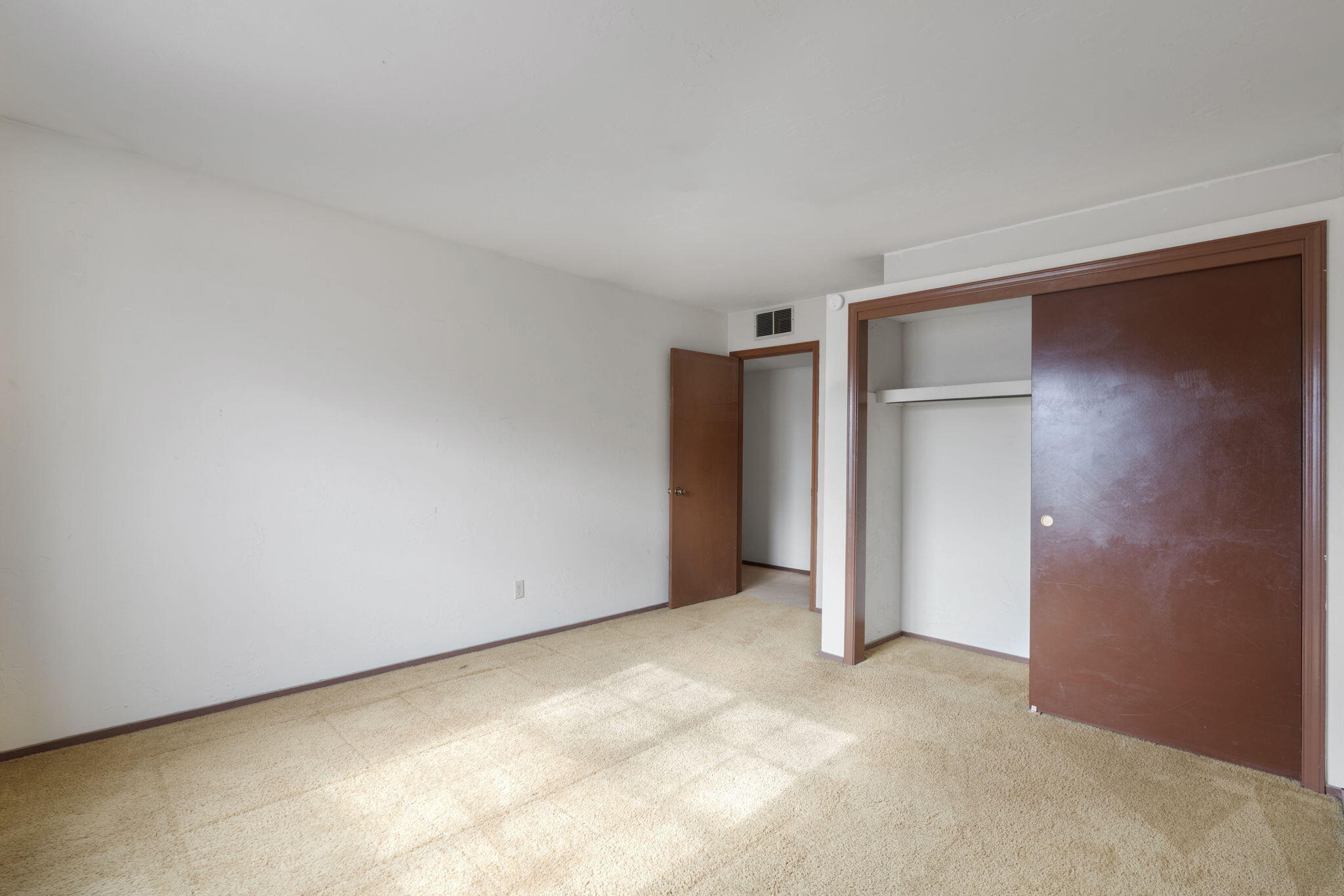 2621 Pajarito Meadows Road SW