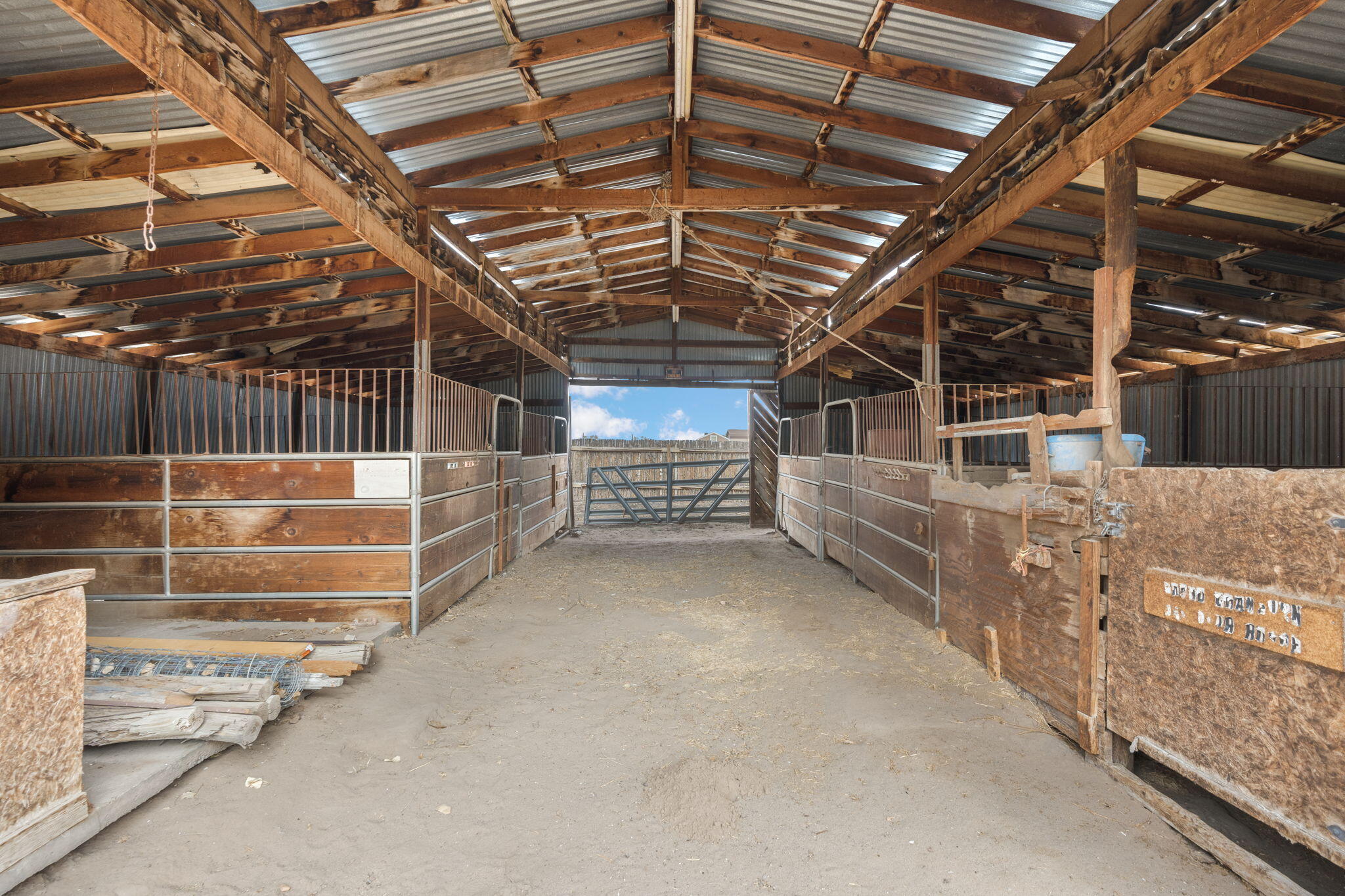 2621 Pajarito Meadows Road SW