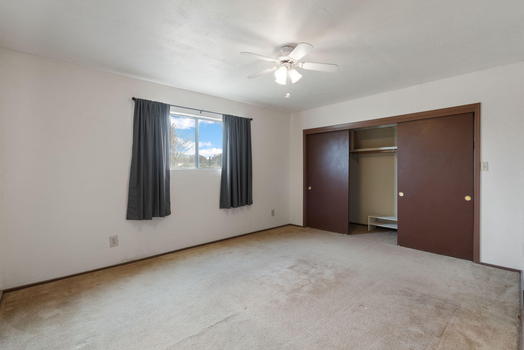 2621 Pajarito Meadows Road SW