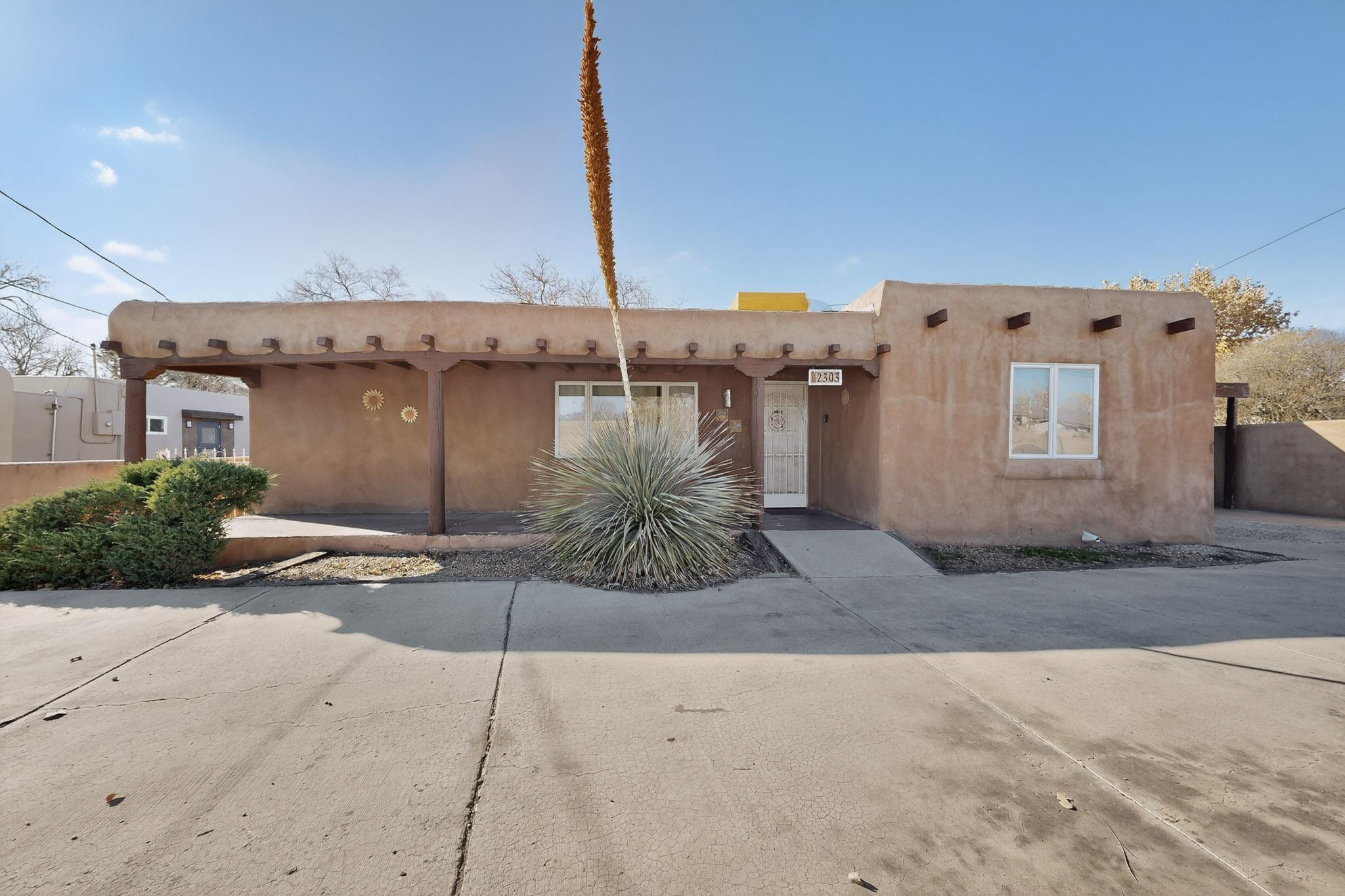 2303 Rio Grande Boulevard NW