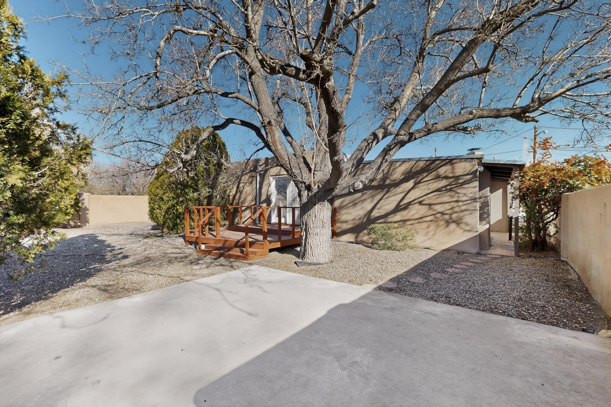 2303 Rio Grande Boulevard NW
