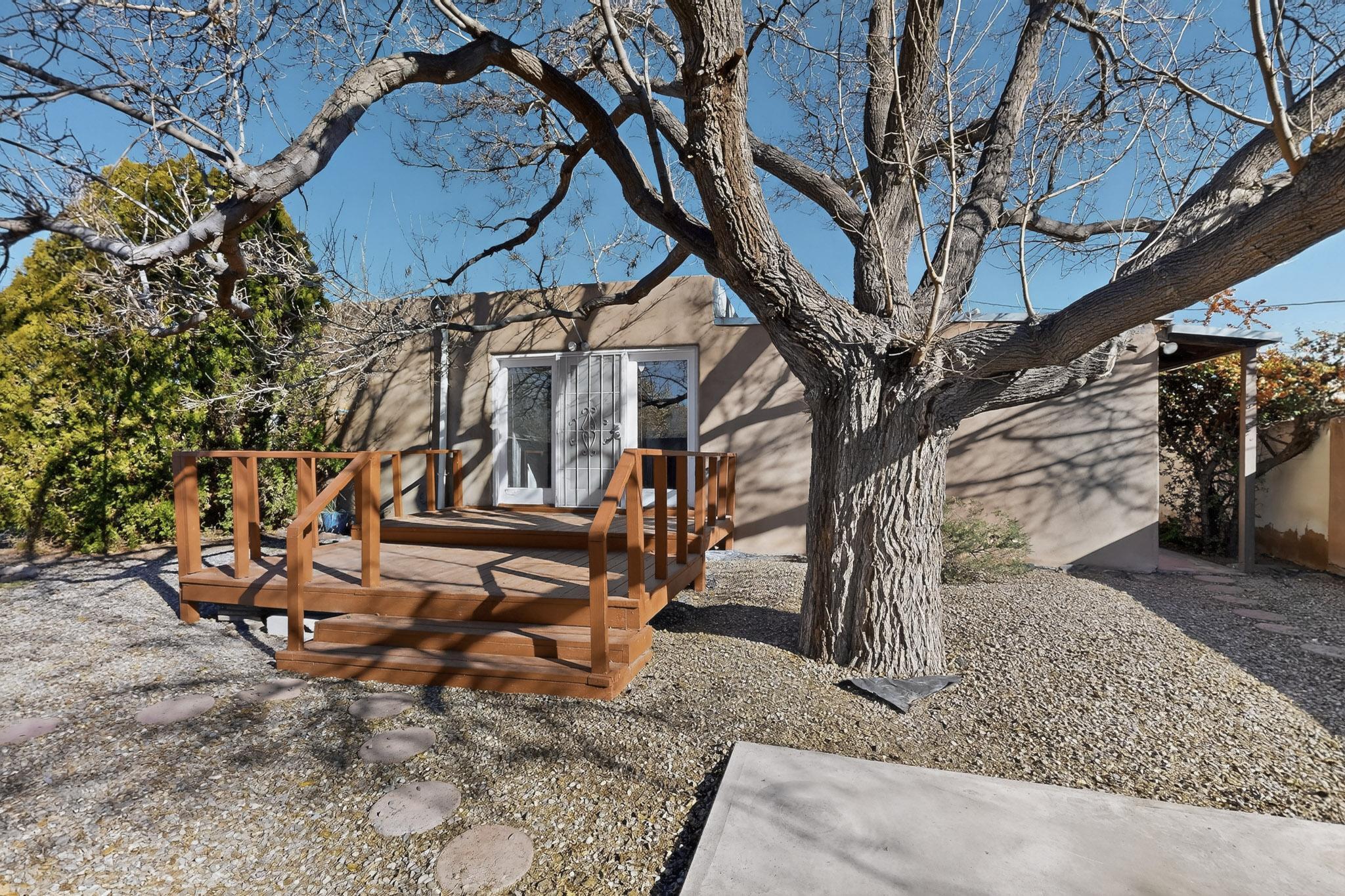 2303 Rio Grande Boulevard NW