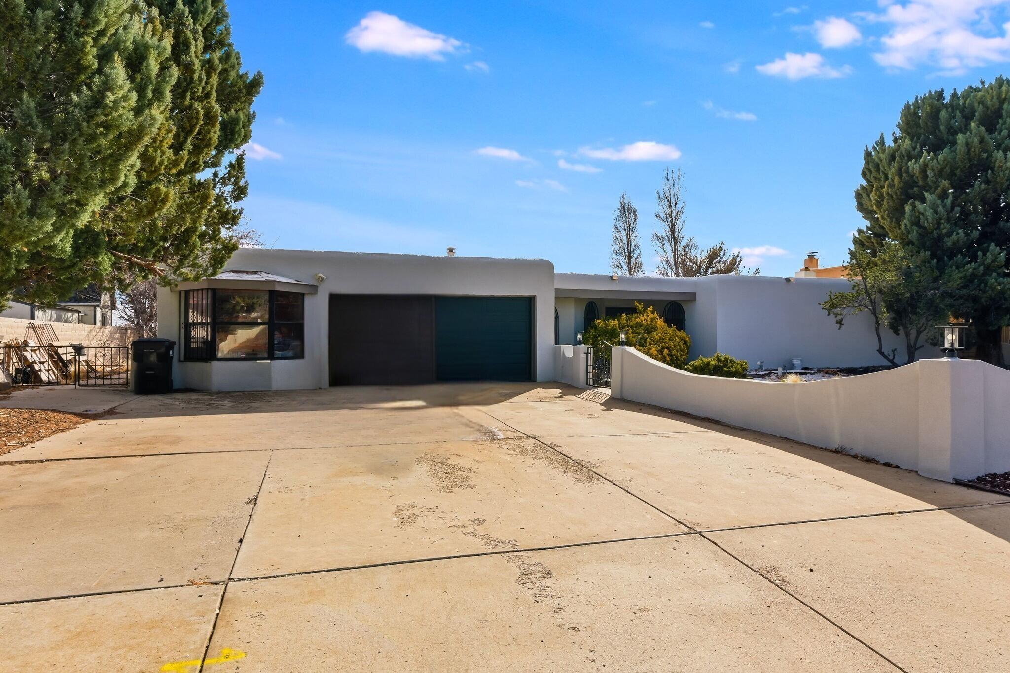 4004 Saint Andrews Drive SE