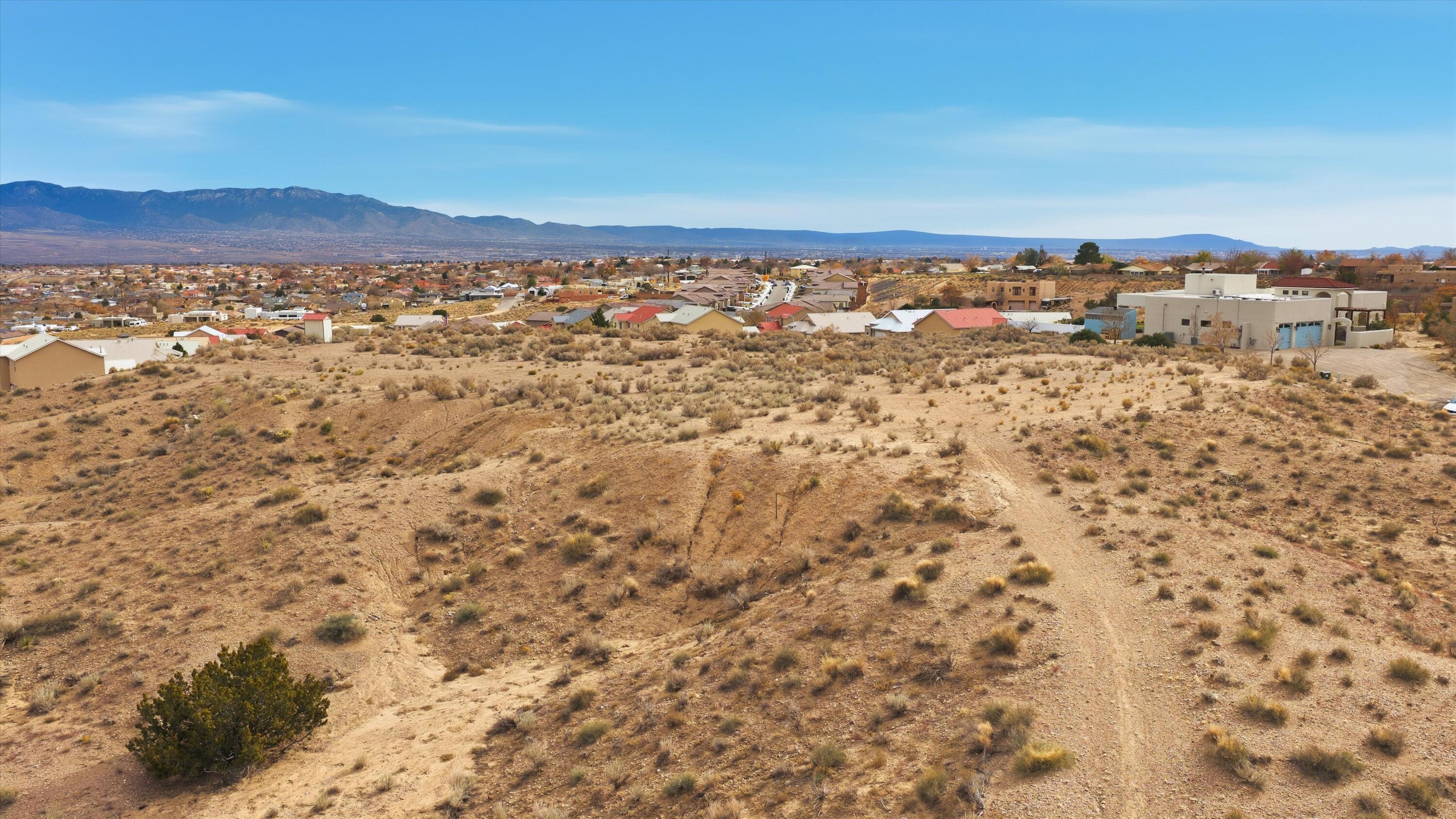 Doe Ct (Lt 10B, B 143, U 13) NE