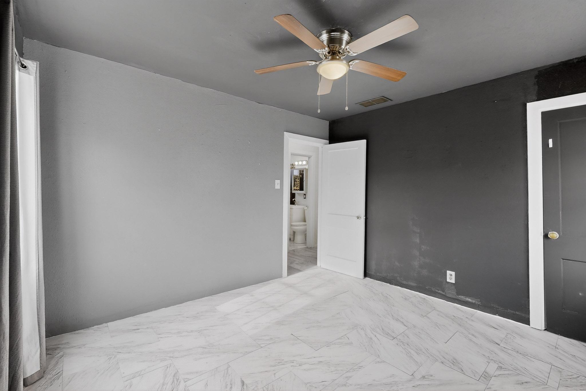 441 Loma Hermosa Drive NW