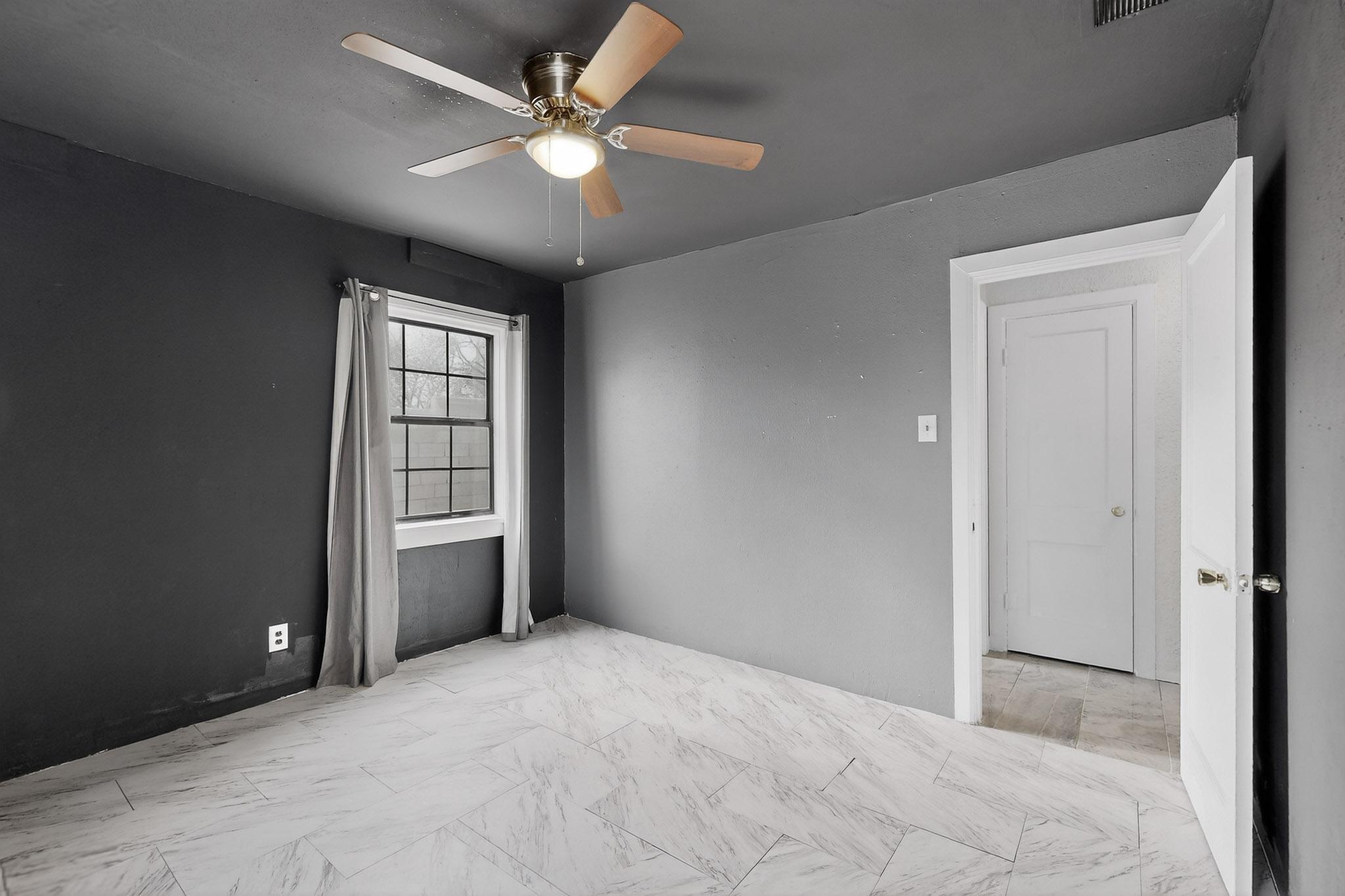 441 Loma Hermosa Drive NW