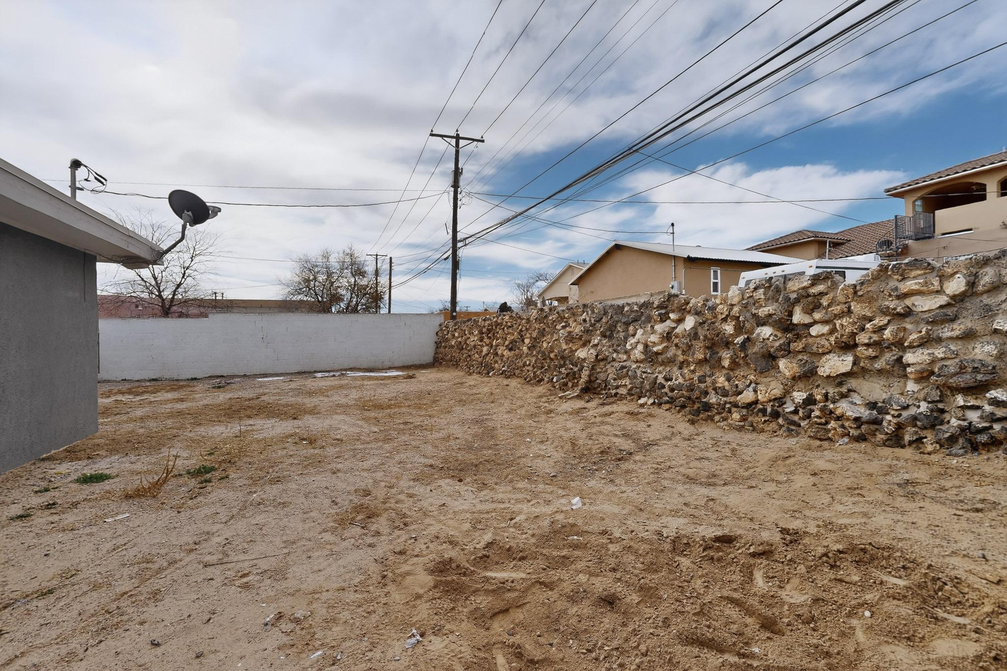 441 Loma Hermosa Drive NW