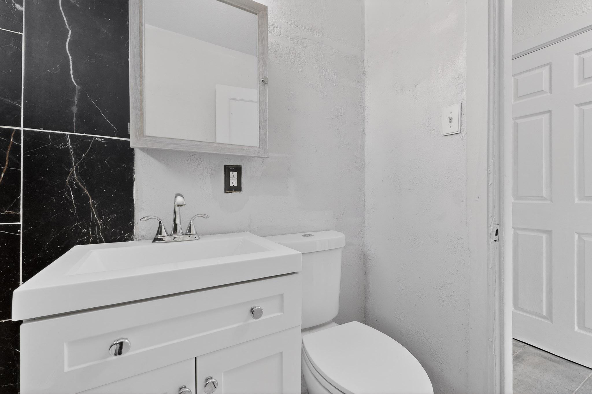 441 Loma Hermosa Drive NW