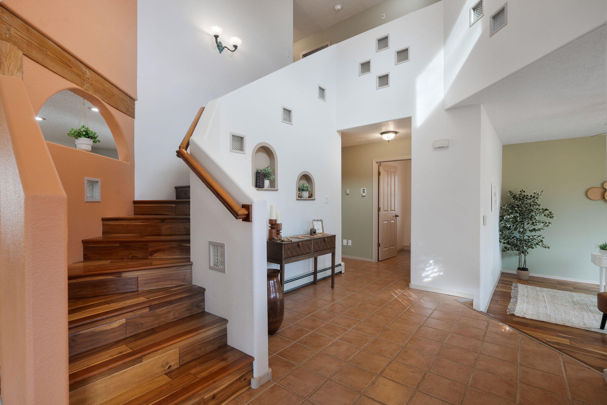 2313 Malpais Road SW